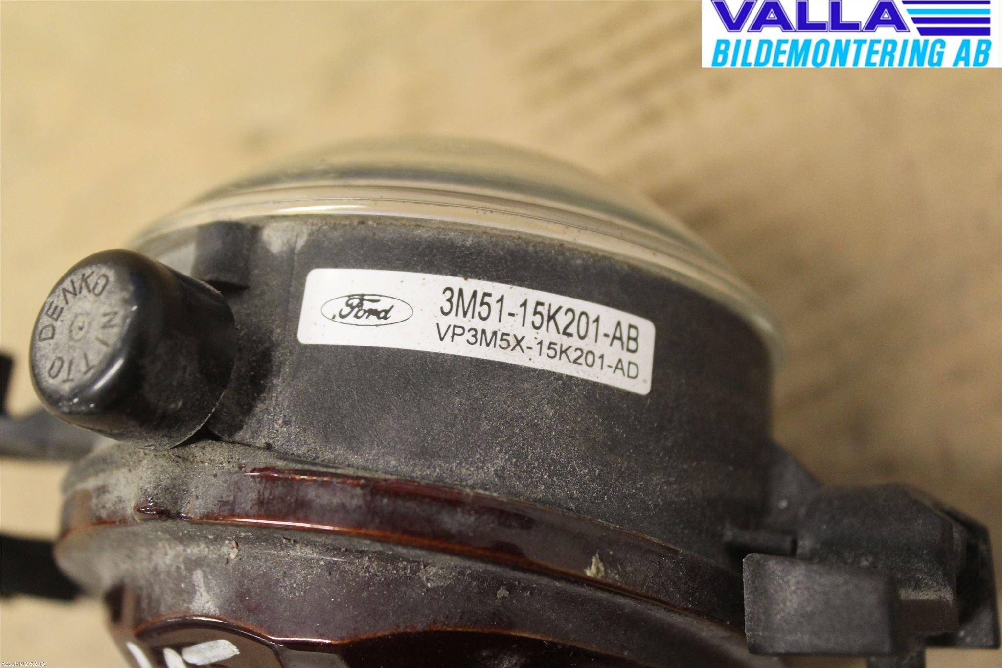 Ford FOCUS     04-07 Dimljus-Varselljus Fram