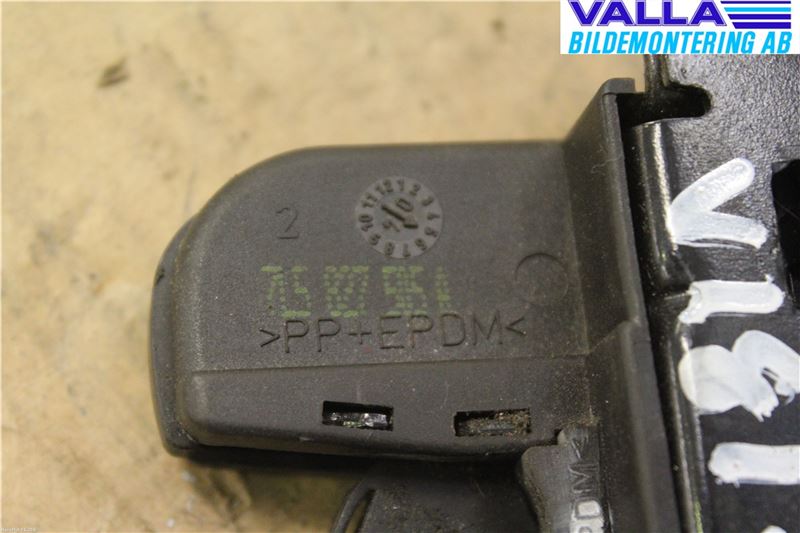 Porsche CAYENNE 03- Låskista Baklucka