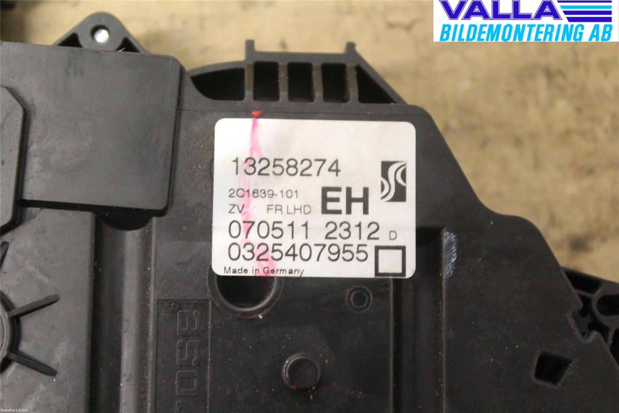 Opel CORSA D 07-14 Låskista-Dörrlås