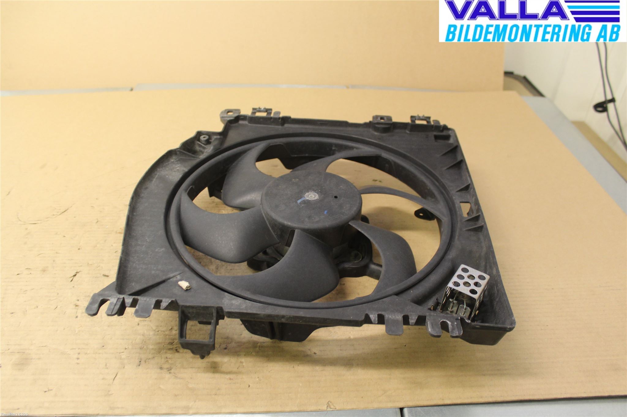 Renault CLIO III  09-12 Kylfläkt El
