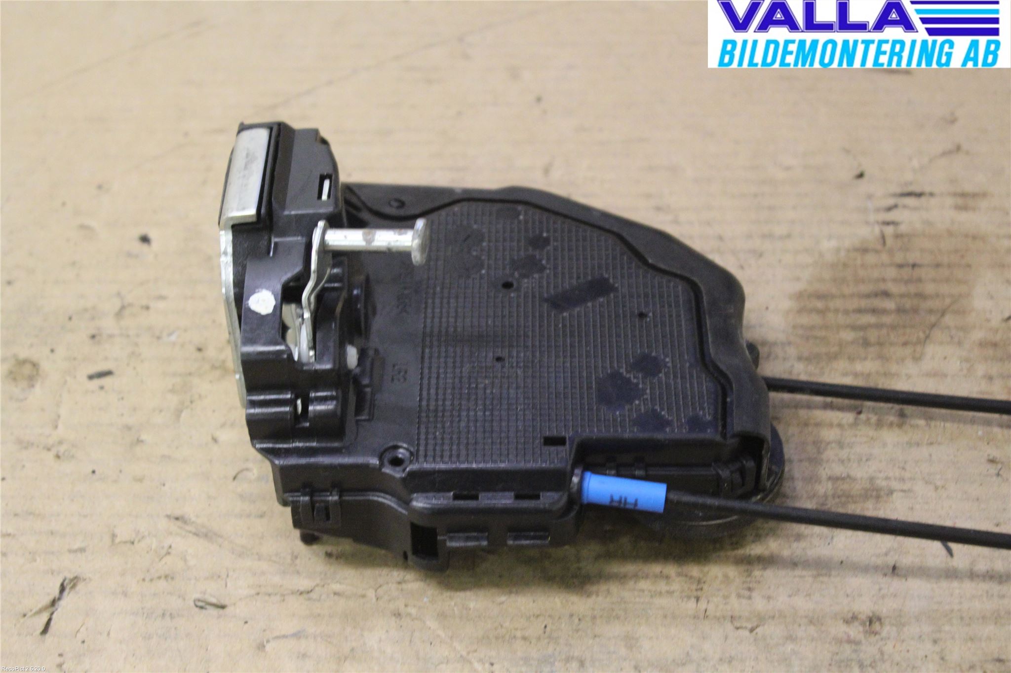 Toyota AURIS 07-09 Låskista-Dörrlås