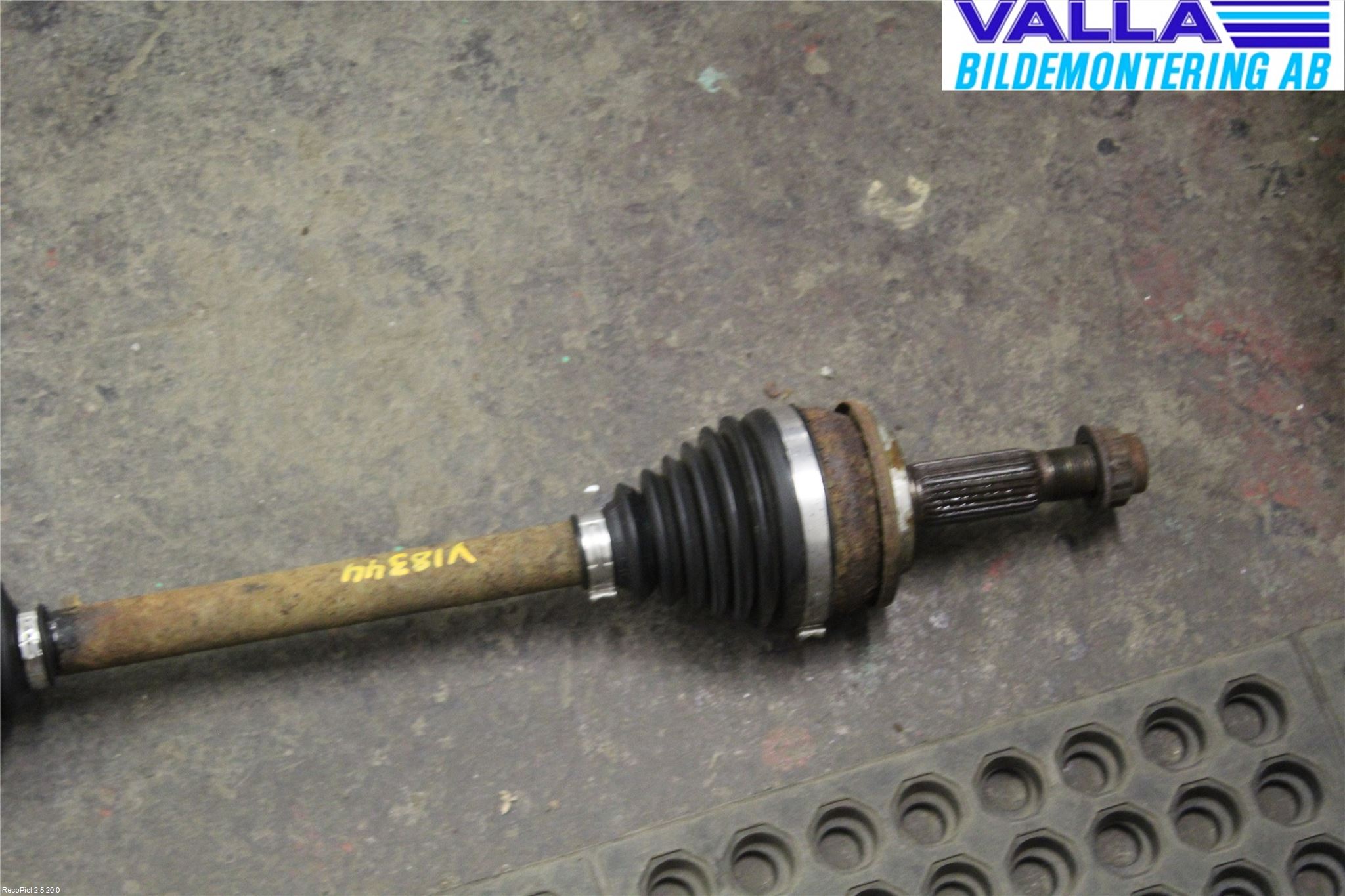 Toyota AURIS 07-09 Drivaxel Fram Vänster