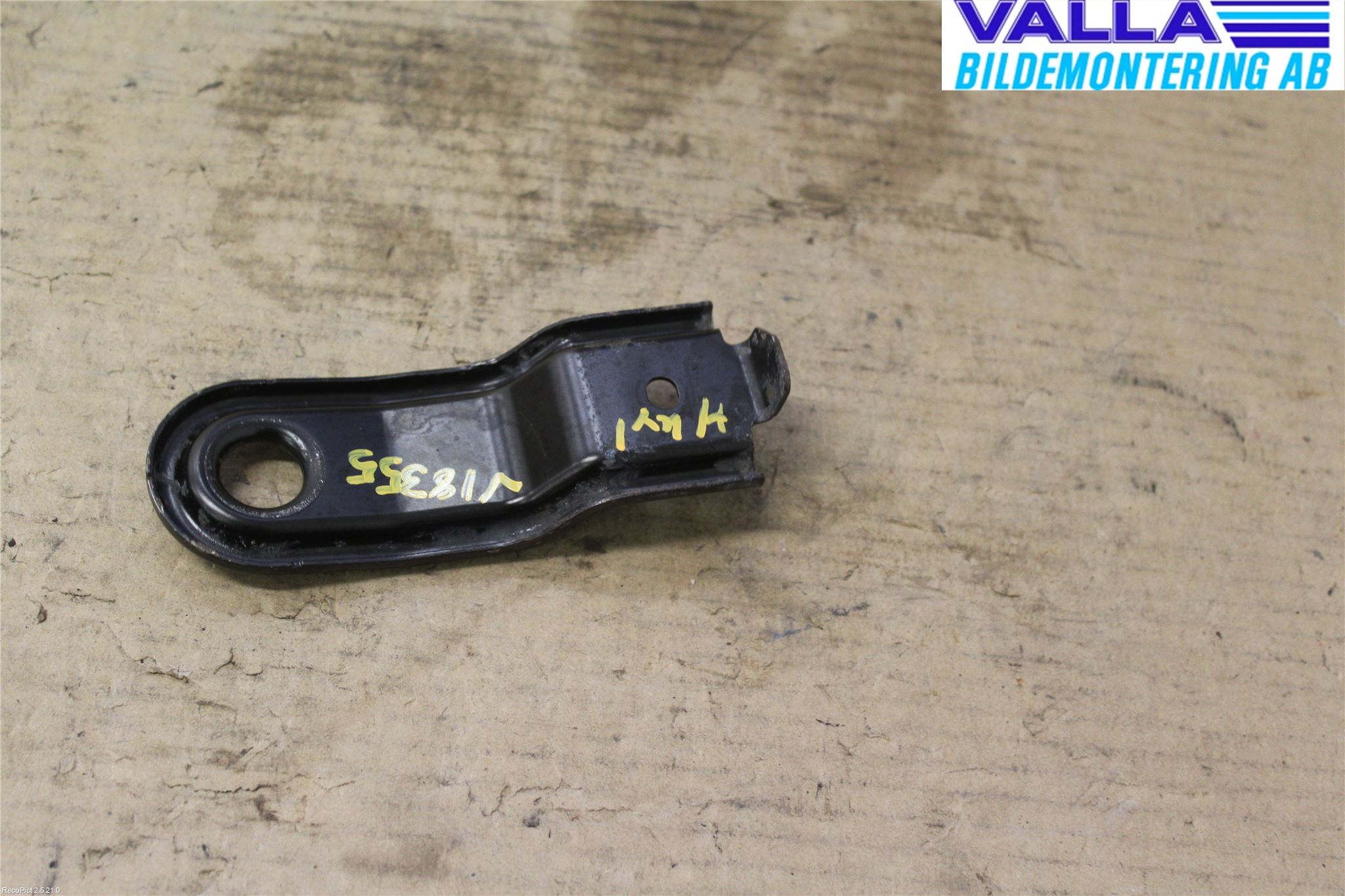 Nissan NAVARA 05-16 Kylarfäste-Ram-Balk