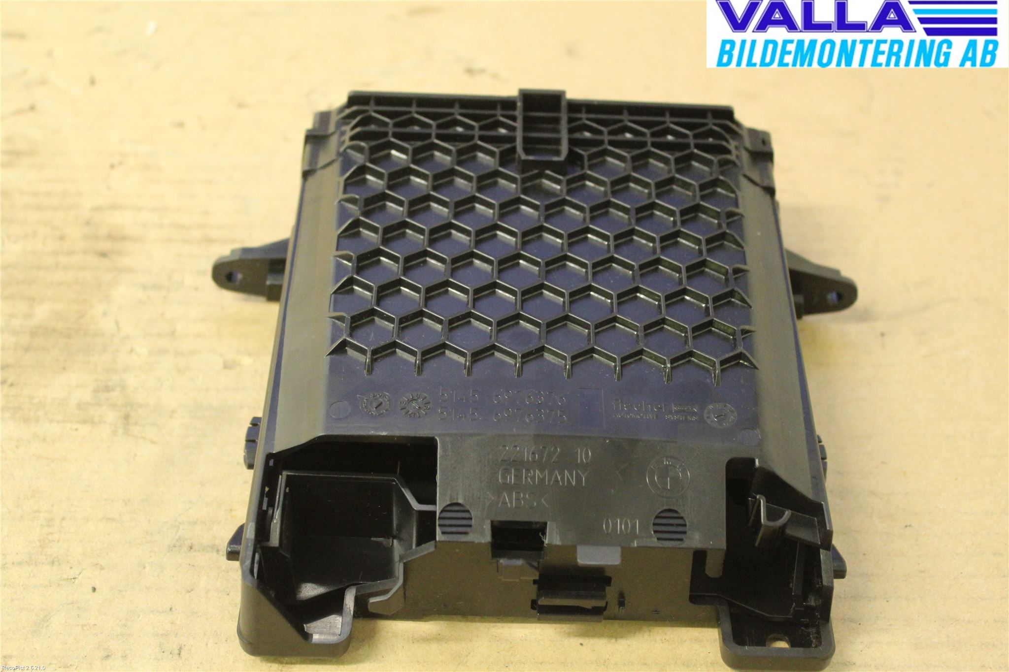 BMW 5 E60/61 Sed/Tou 02-10 Instrumentbräda Förvaringsfack