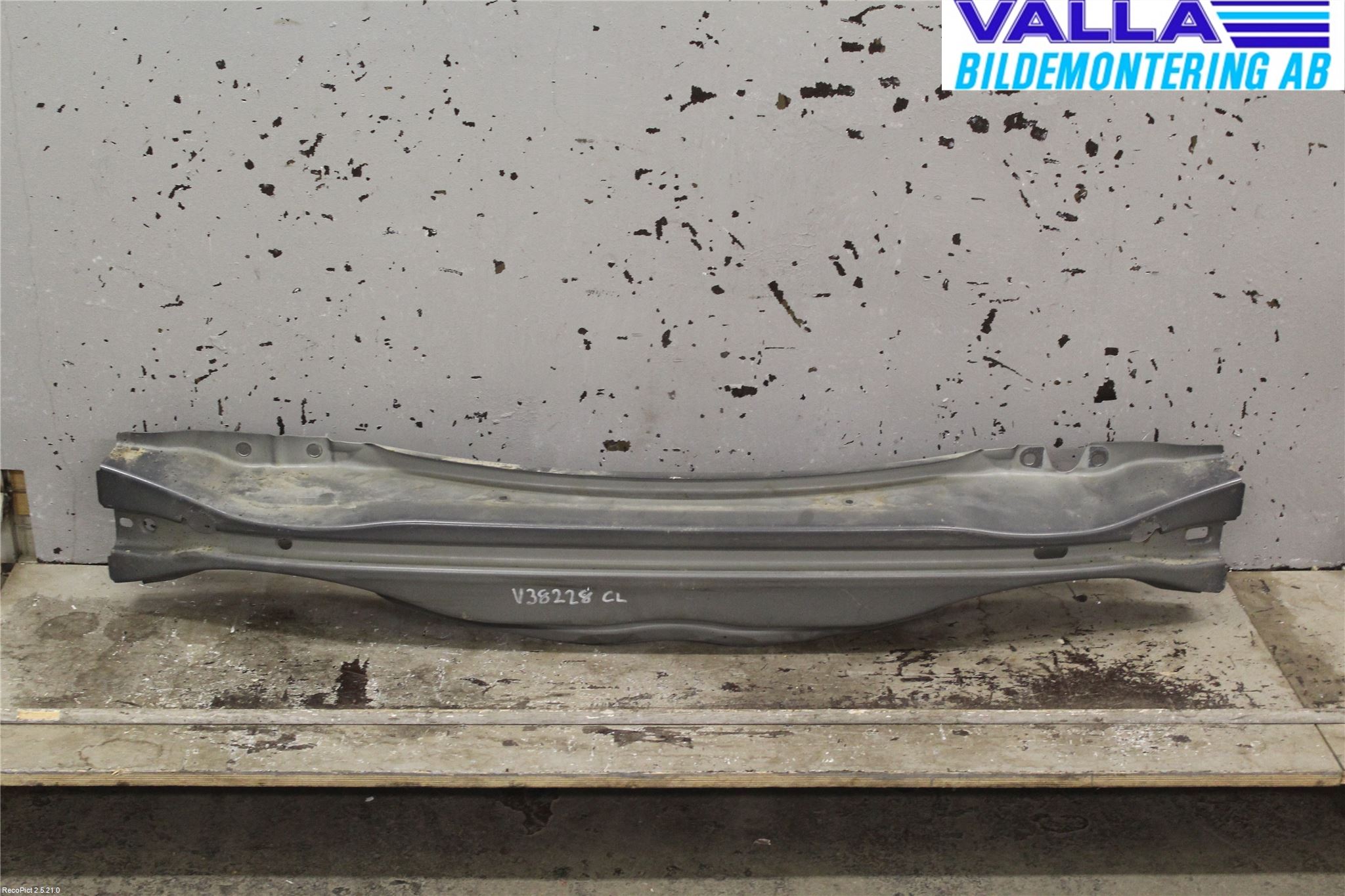 Volvo V70 08-13 Stötfångarbalk Bak