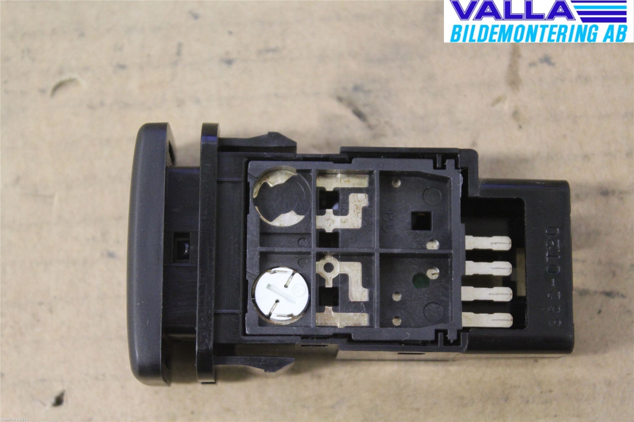 Toyota HILUX 05-16 Strömställare Strålkastartork