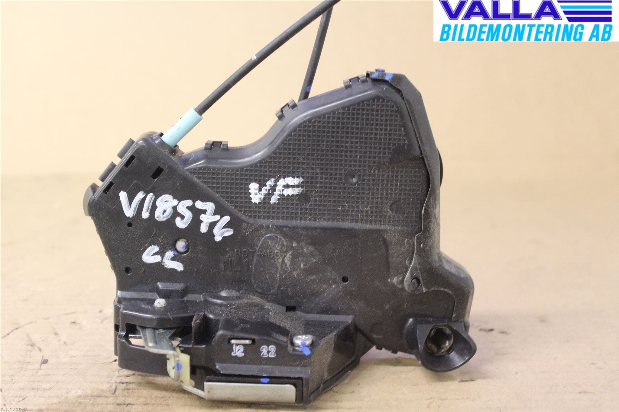 Toyota HILUX 05-16 Låskista-Dörrlås