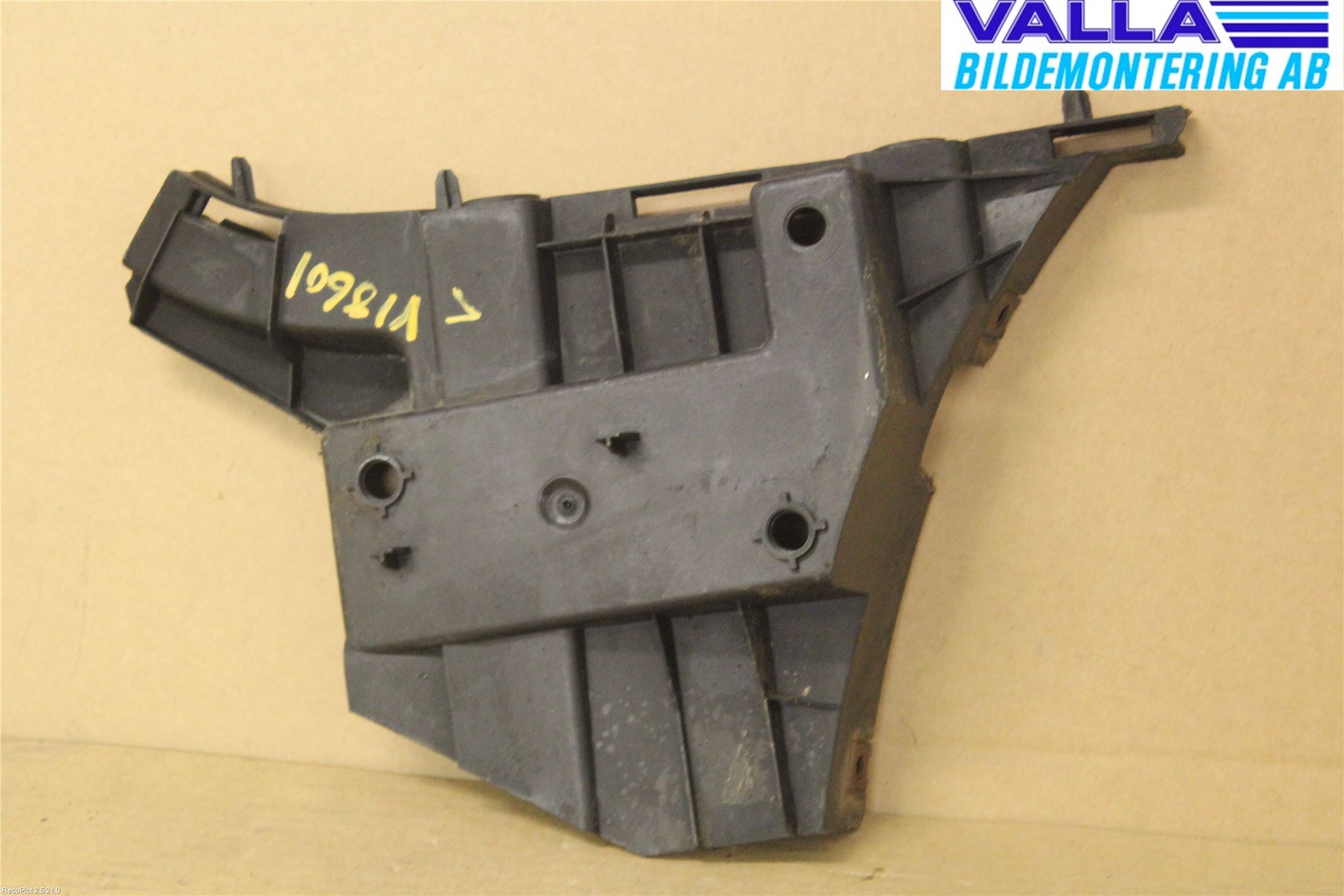 Volvo S80 07-13 Stötfångarfäste Fram Vä