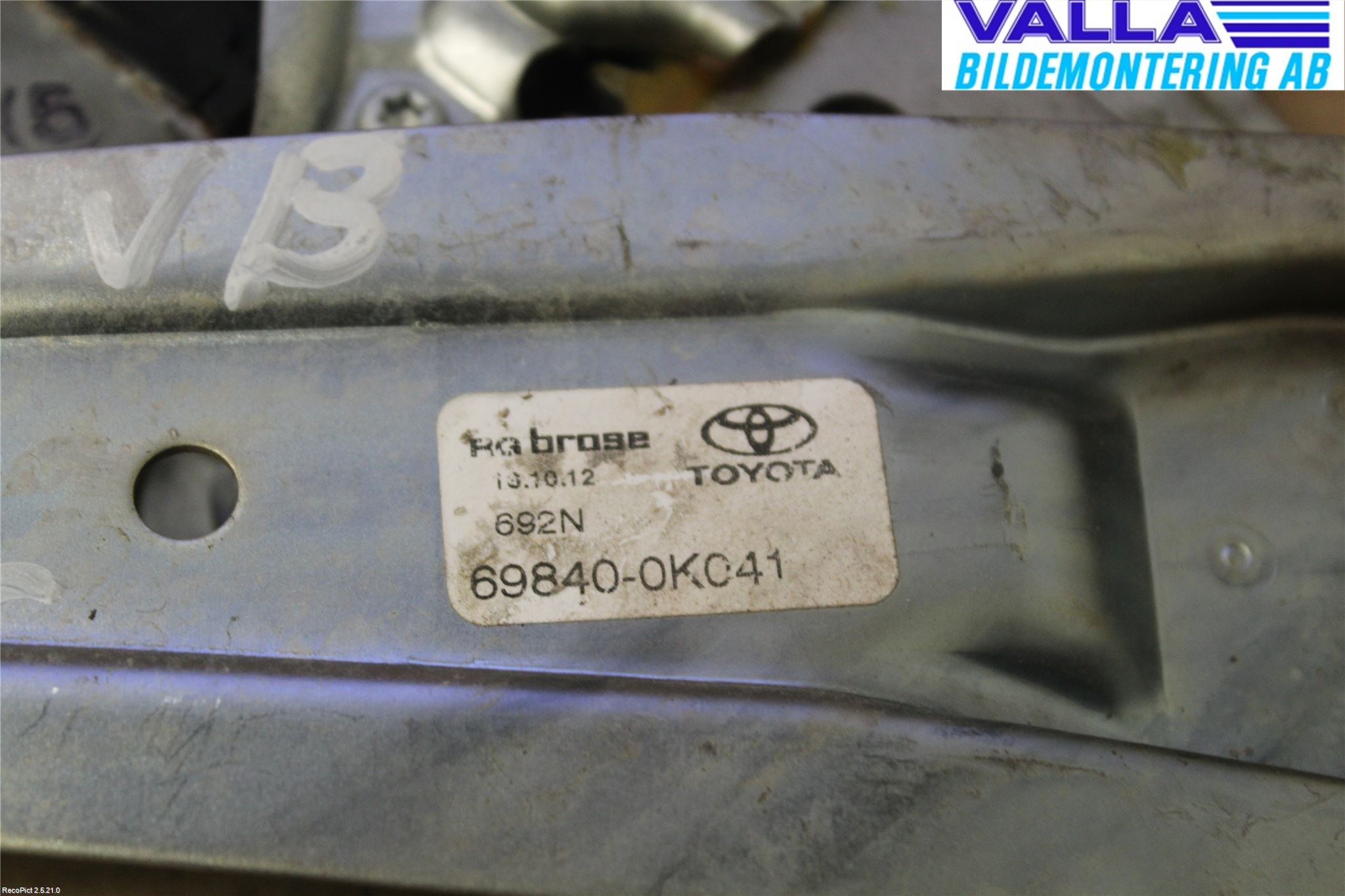 Toyota HILUX 05-16 Fönsterhiss El Kompl