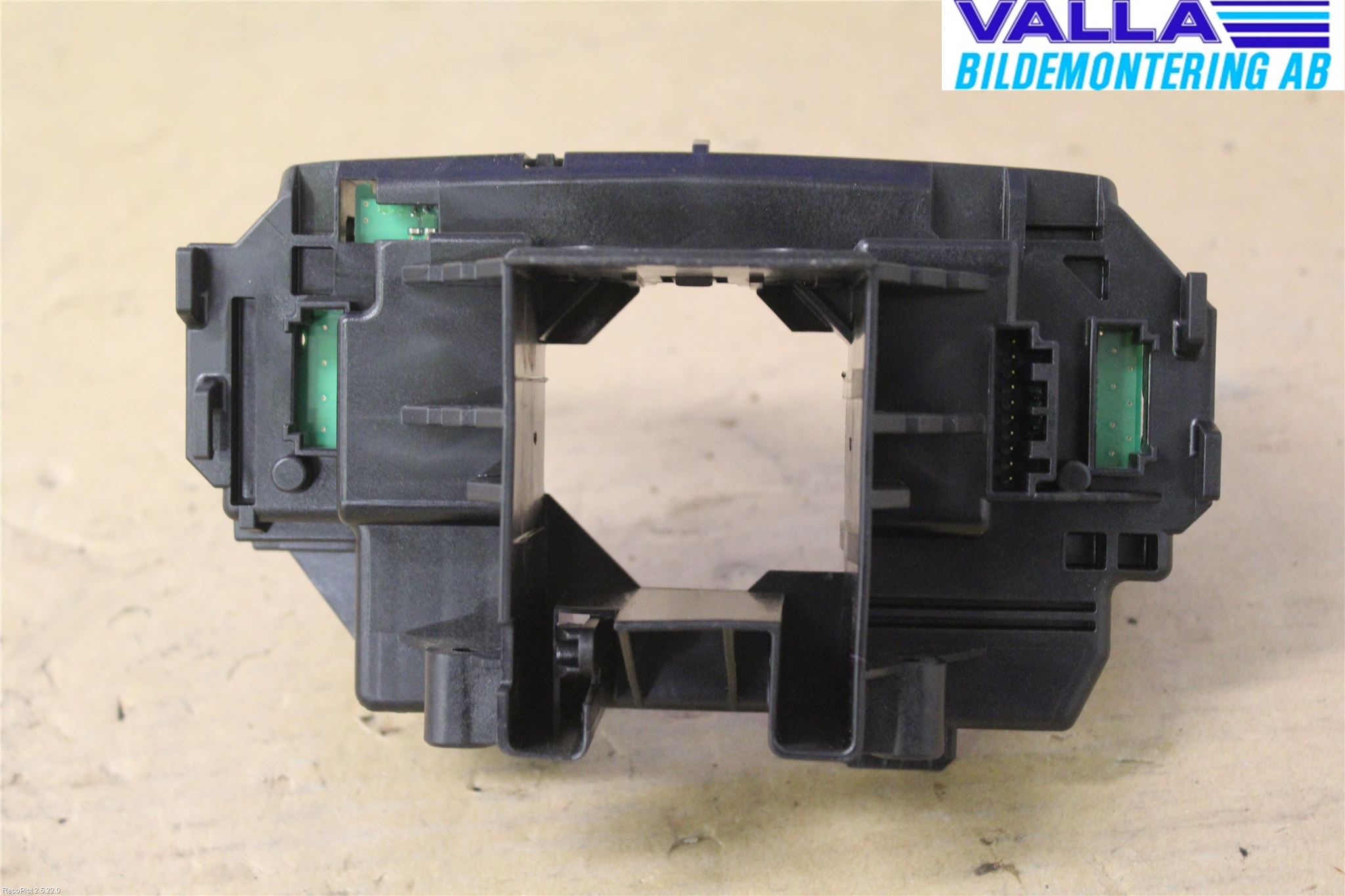 Volvo V60 14-18 Spak Konsoll-Fäste