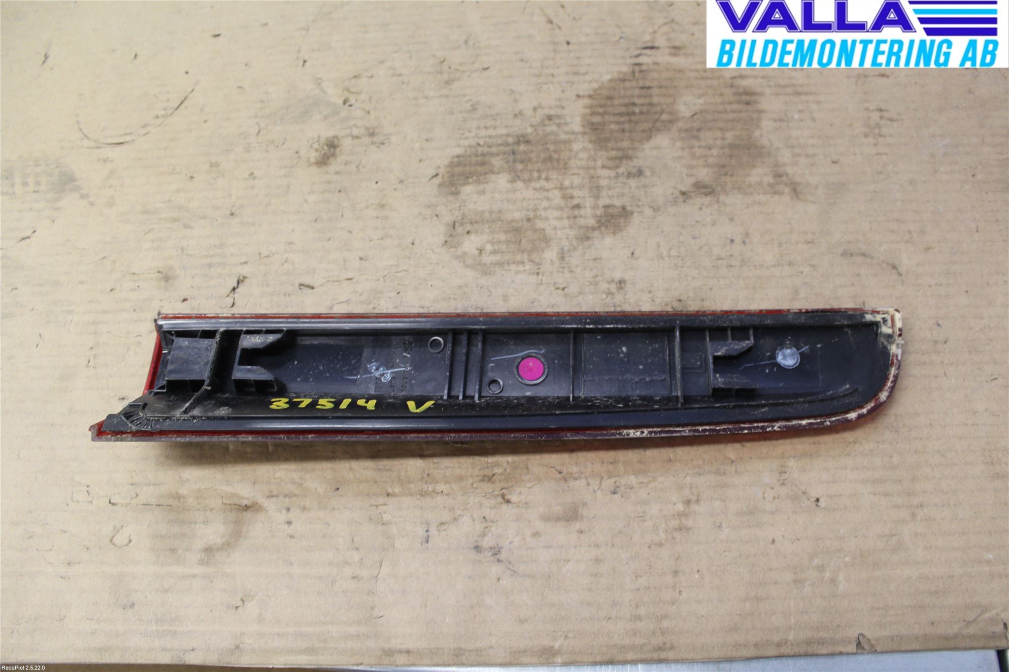 Nissan NOTE E11 06-14 Bakljus Vänster