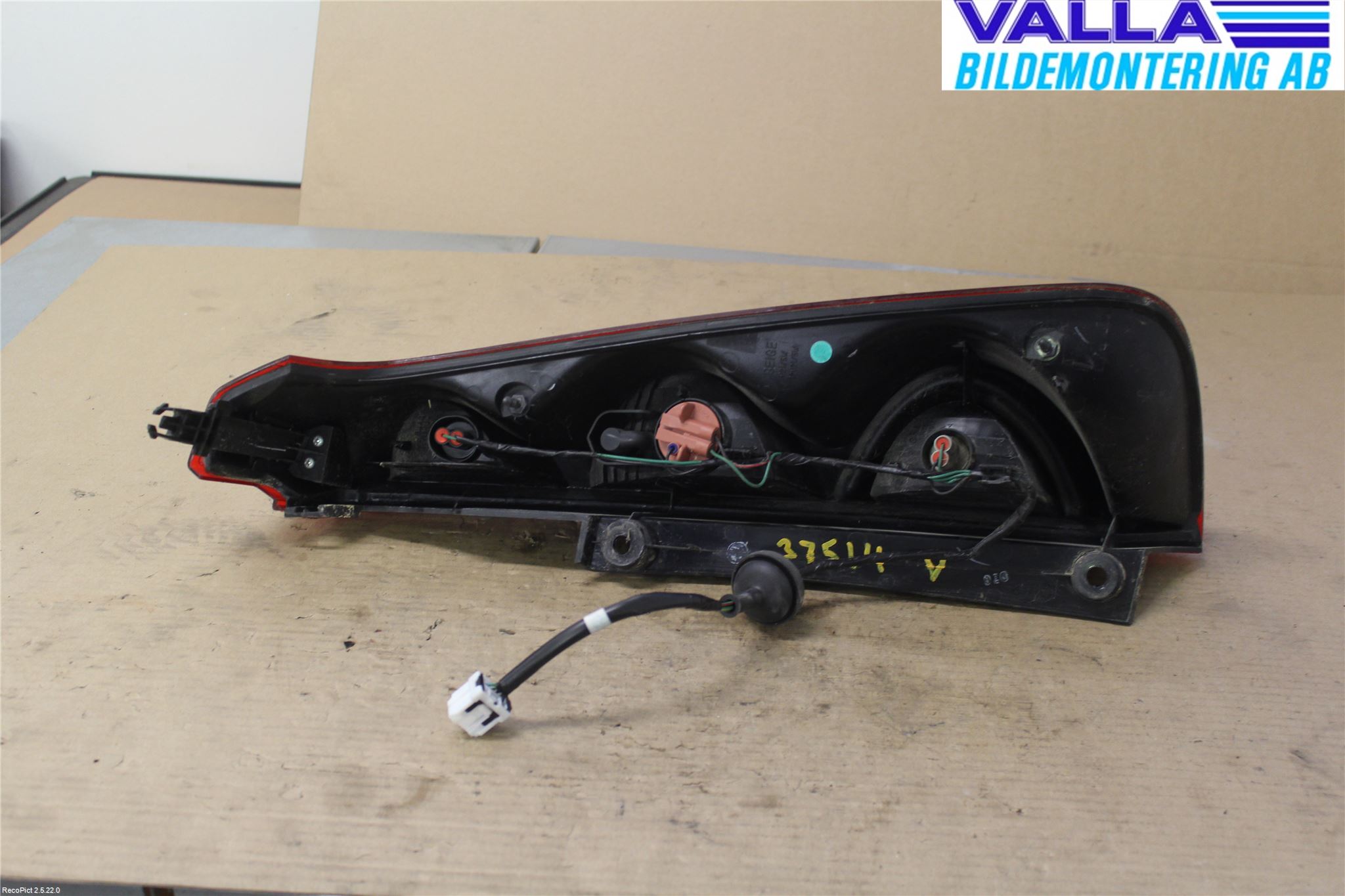 Nissan NOTE E11 06-14 Bakljus Vänster