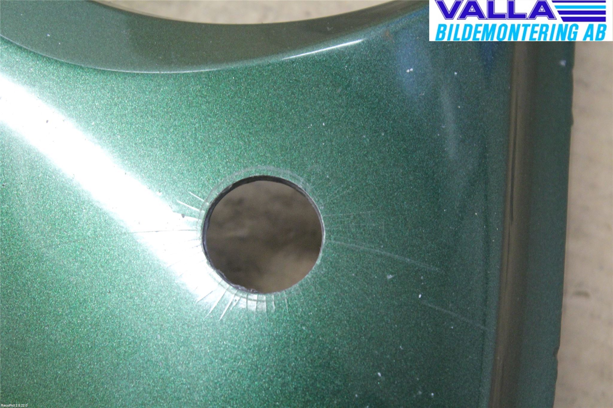 Subaru IMPREZA II  01-02 Stötfångardel Fram Hö