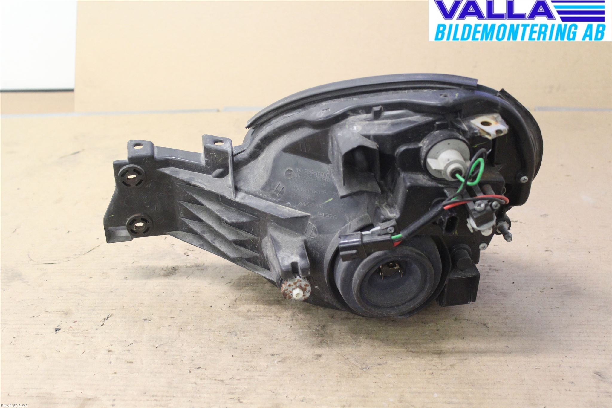 Subaru IMPREZA II  01-02 Strålkastare Höger