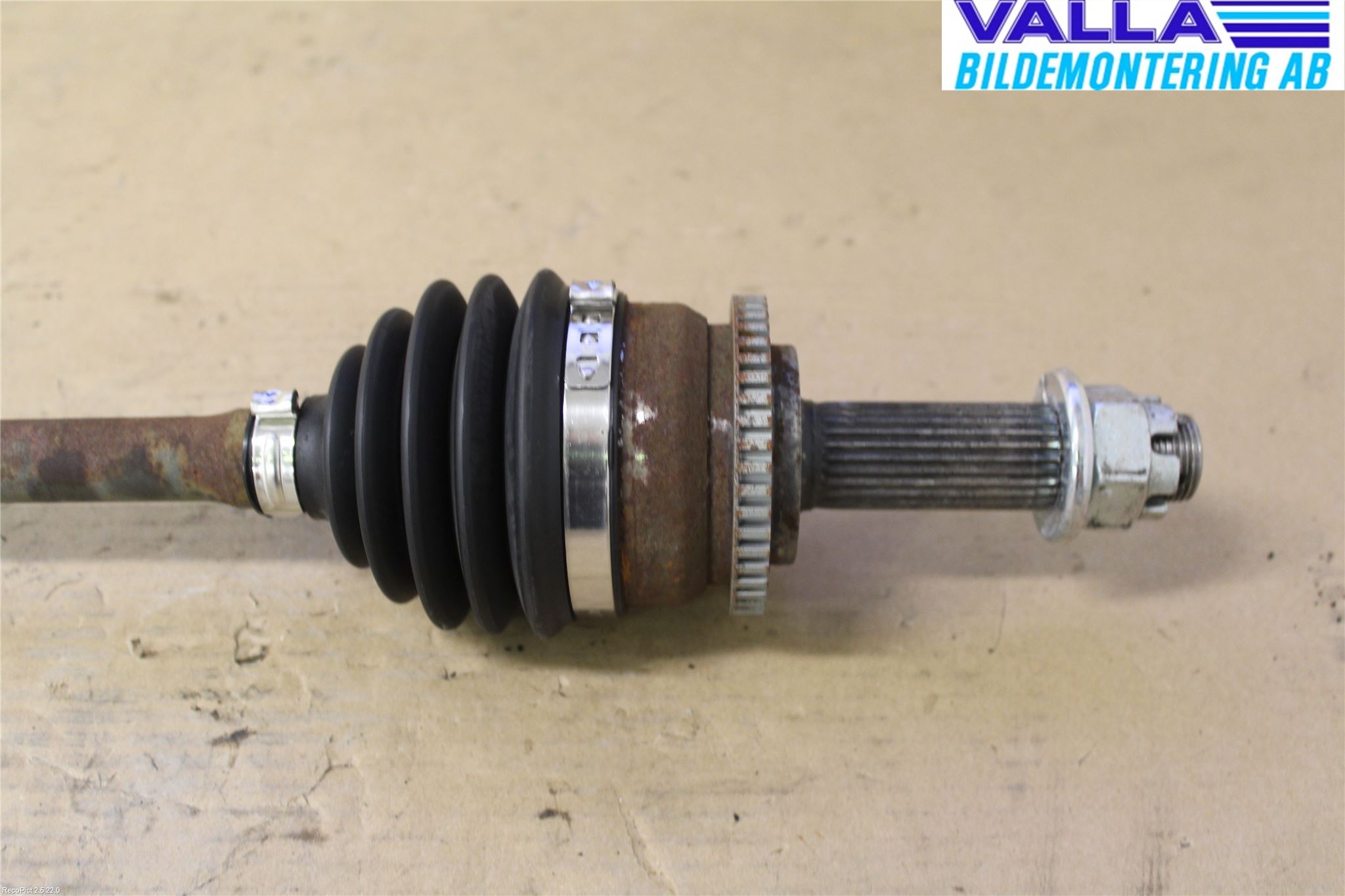 Hyundai i20 PB 09-14 Drivaxel Fram Vänster