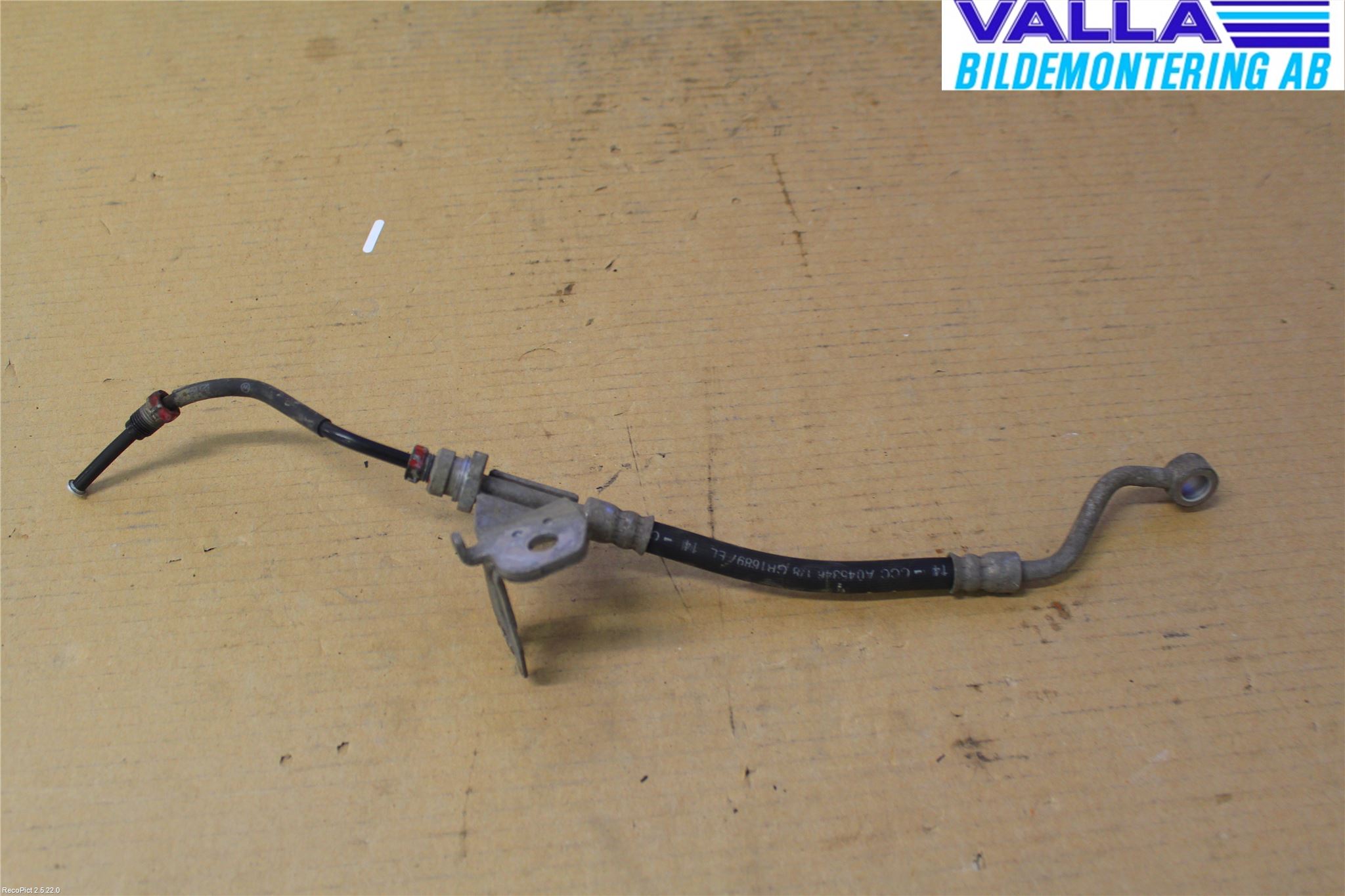 Hyundai i20 PB 09-14 Bromsrör-Slang