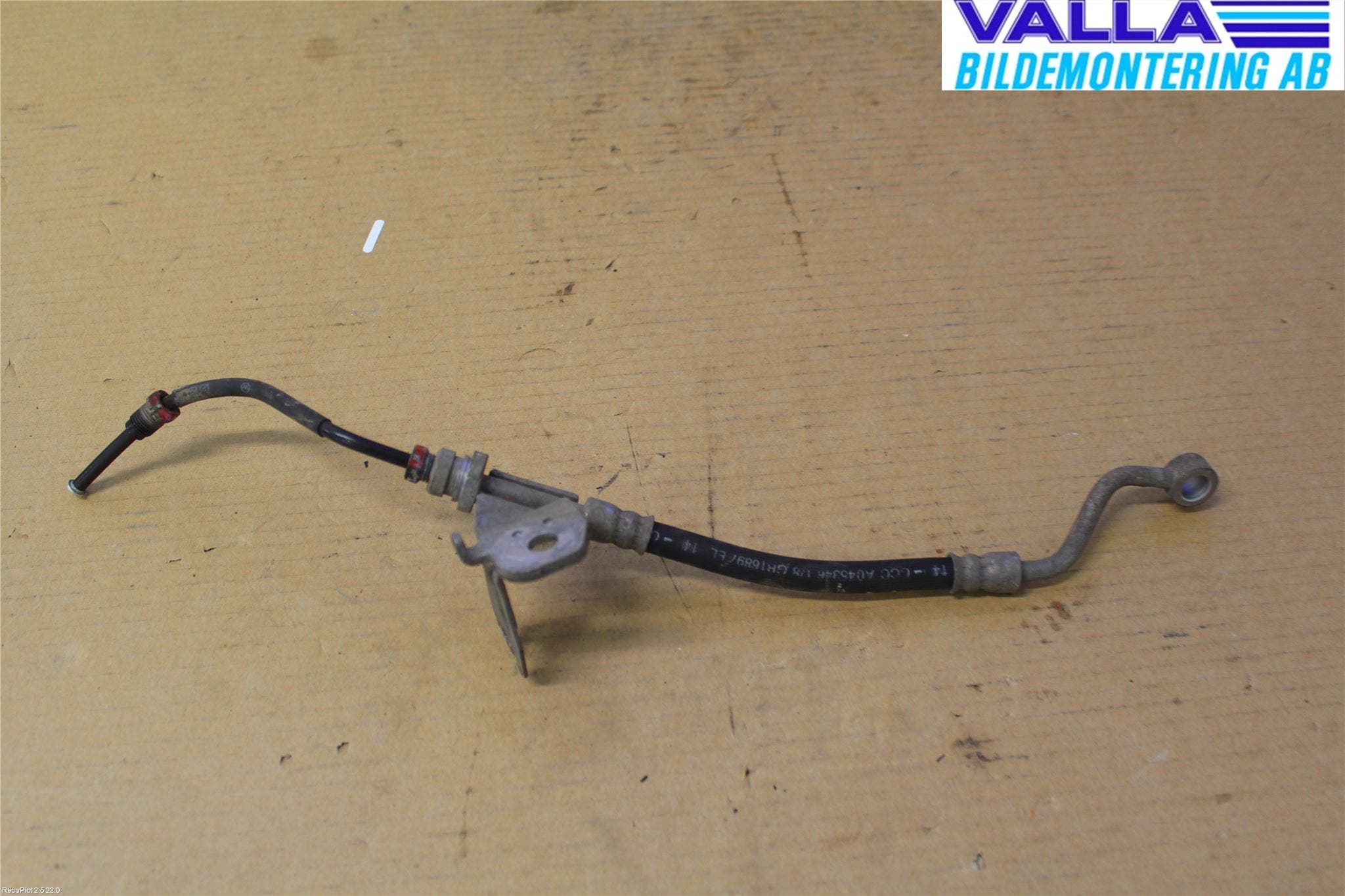 Hyundai i20 PB 09-14 Bromsrör-Slang