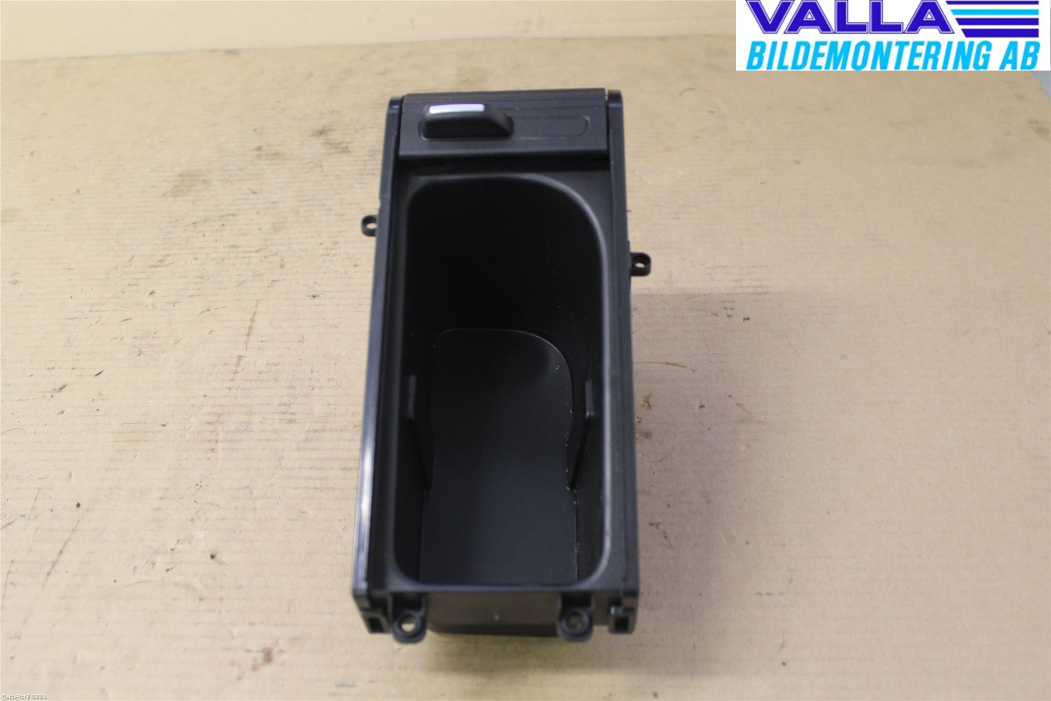 Hyundai i40 08-15 Mugghållare