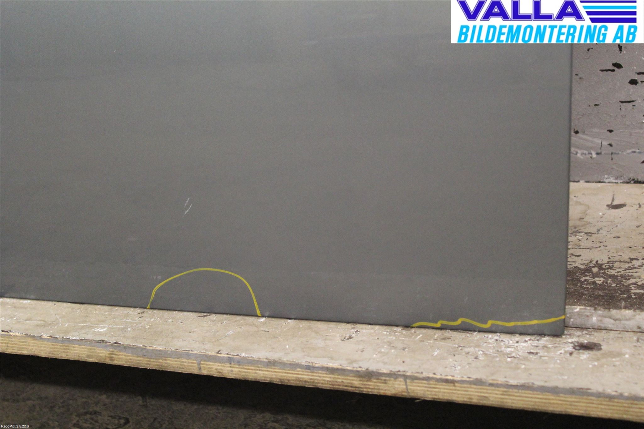 BMW 3 E90/91 SED/TOU 05-12 Dörr Fram Höger