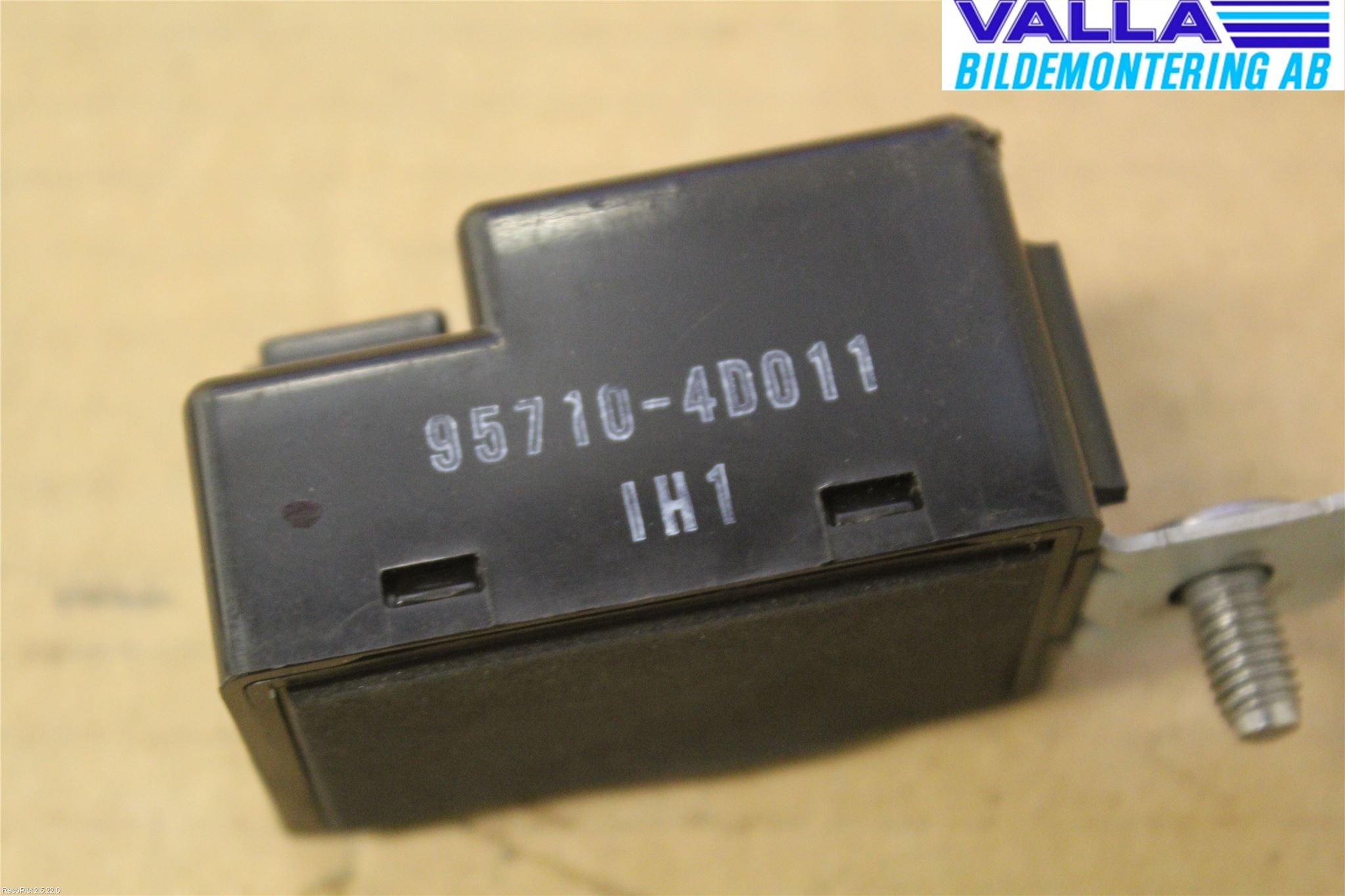 Hyundai i40 08-15 Parkeringshjälp Backsensor