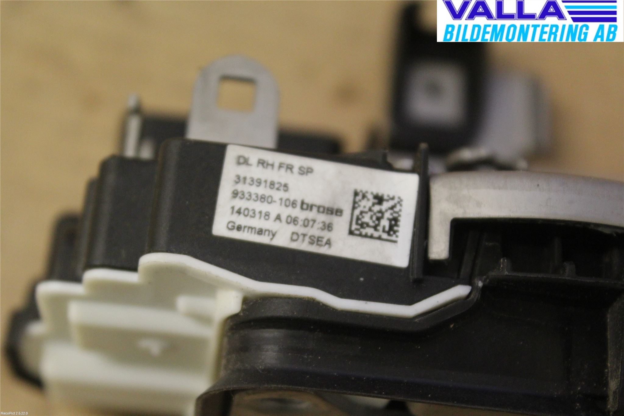 Volvo V40 12-19 Låskista-Dörrlås