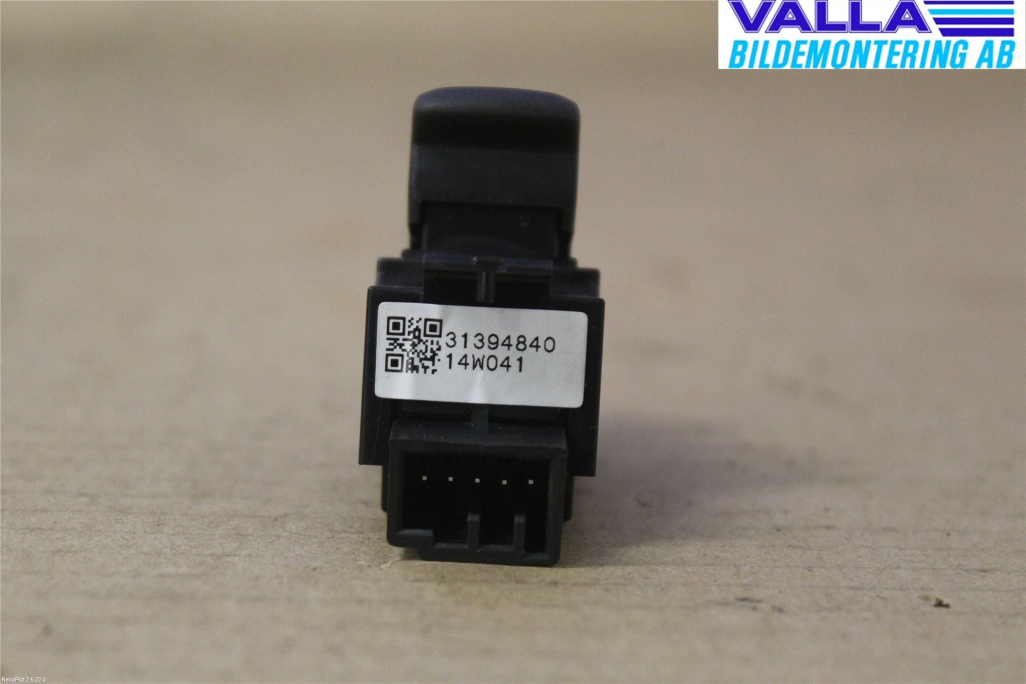 Volvo V40 12-19 Strömställare Elhiss