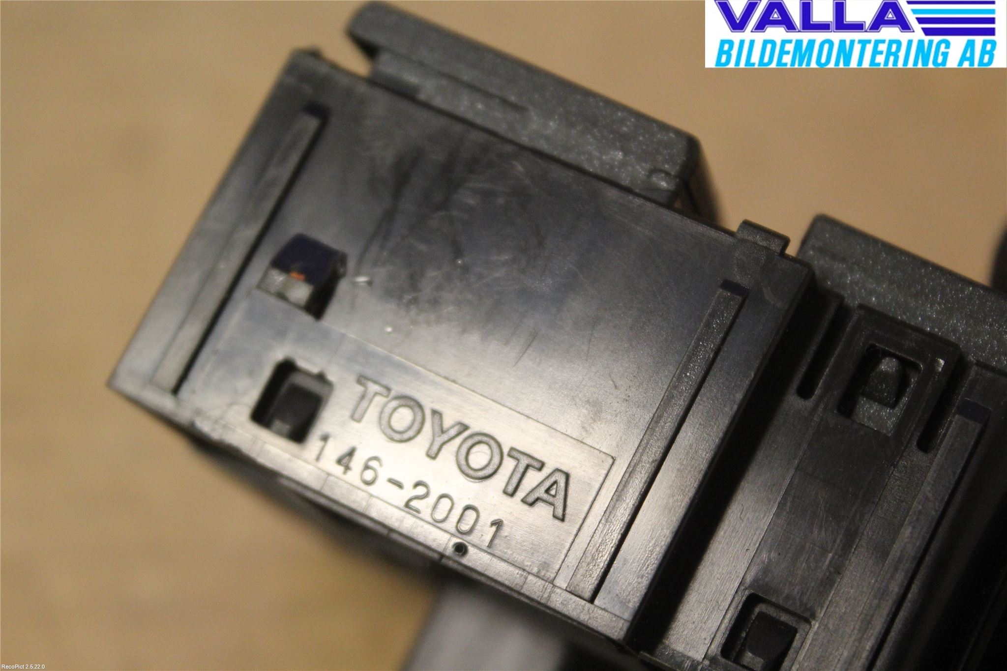 Toyota PRIUS ZVW30 09-20 Strömställare Övrigt