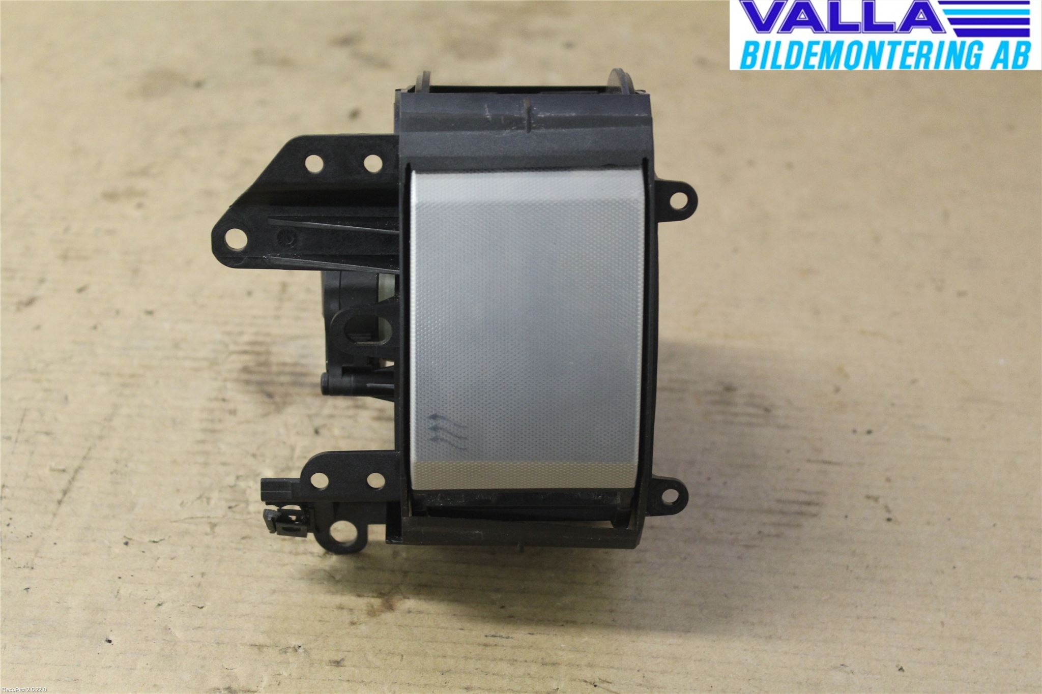 Jaguar XF 08-15 Defrosterkanal-Munstycke