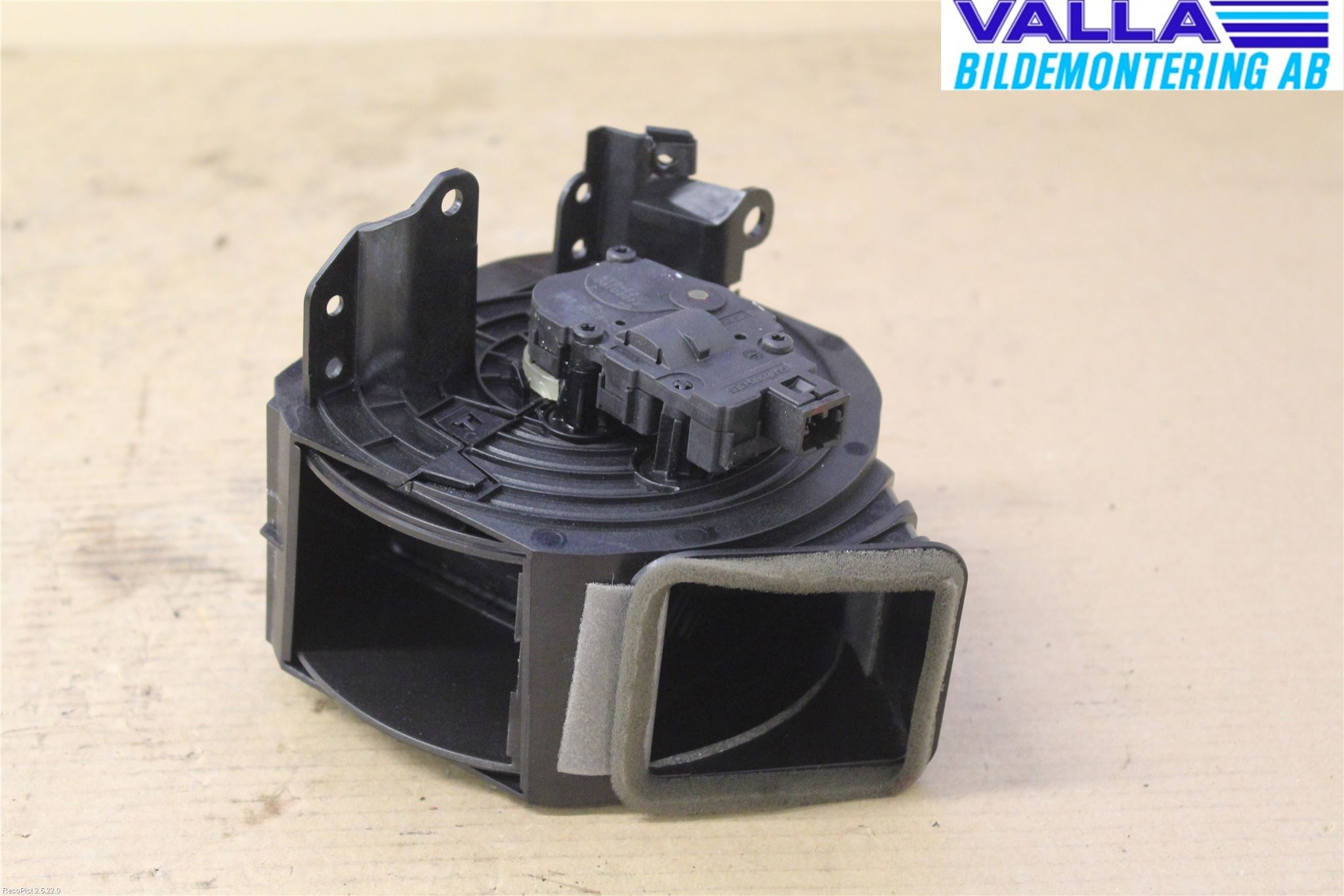 Jaguar XF 08-15 Defrosterkanal-Munstycke