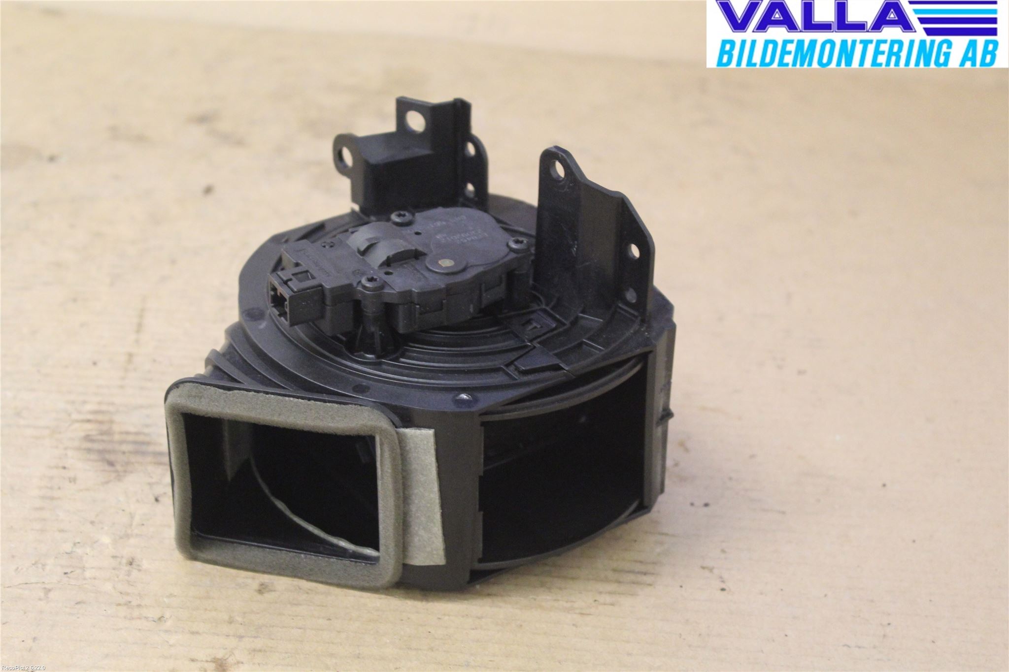 Jaguar XF 08-15 Defrosterkanal-Munstycke