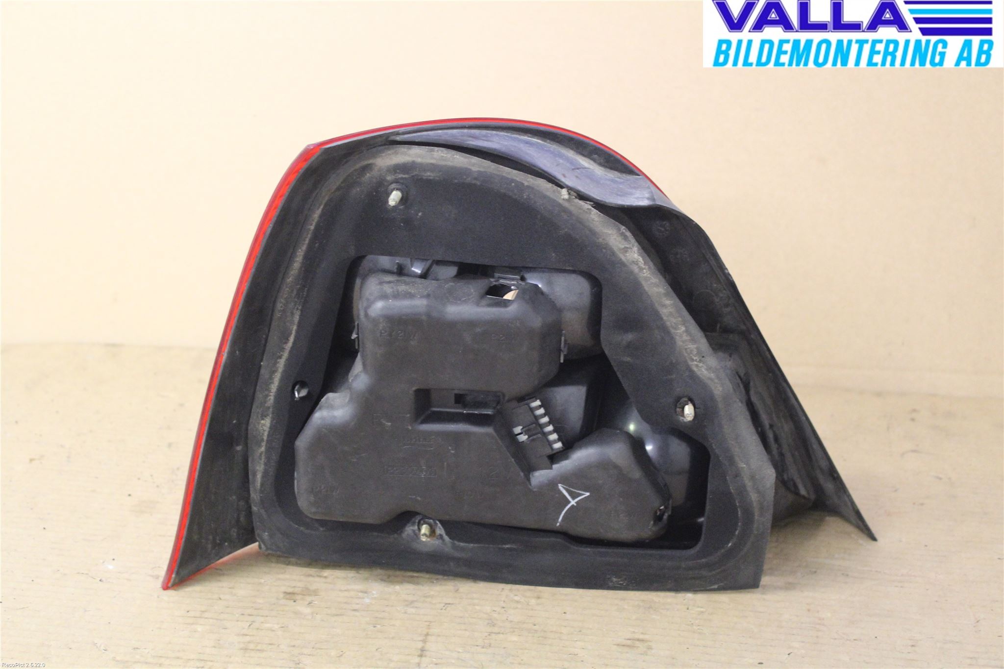 MG ZR Bakljus Höger