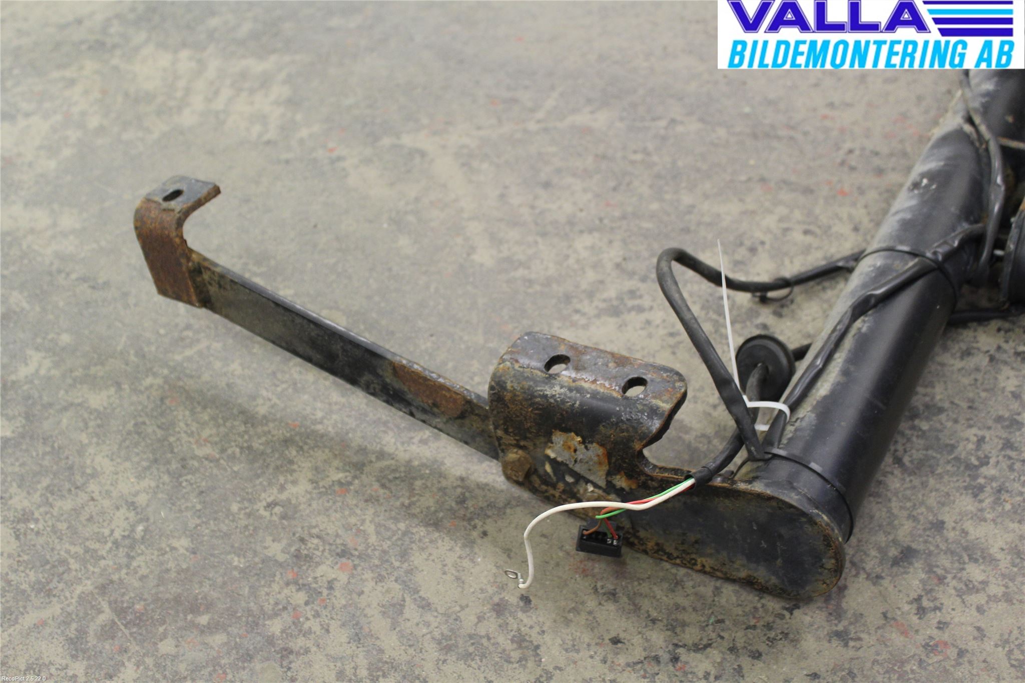 Opel VIVARO 01-14 Dragkrok