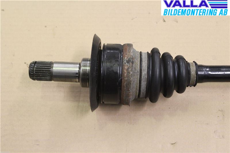 BMW 3 GT F34 13-19 Drivaxel Bak Vänster