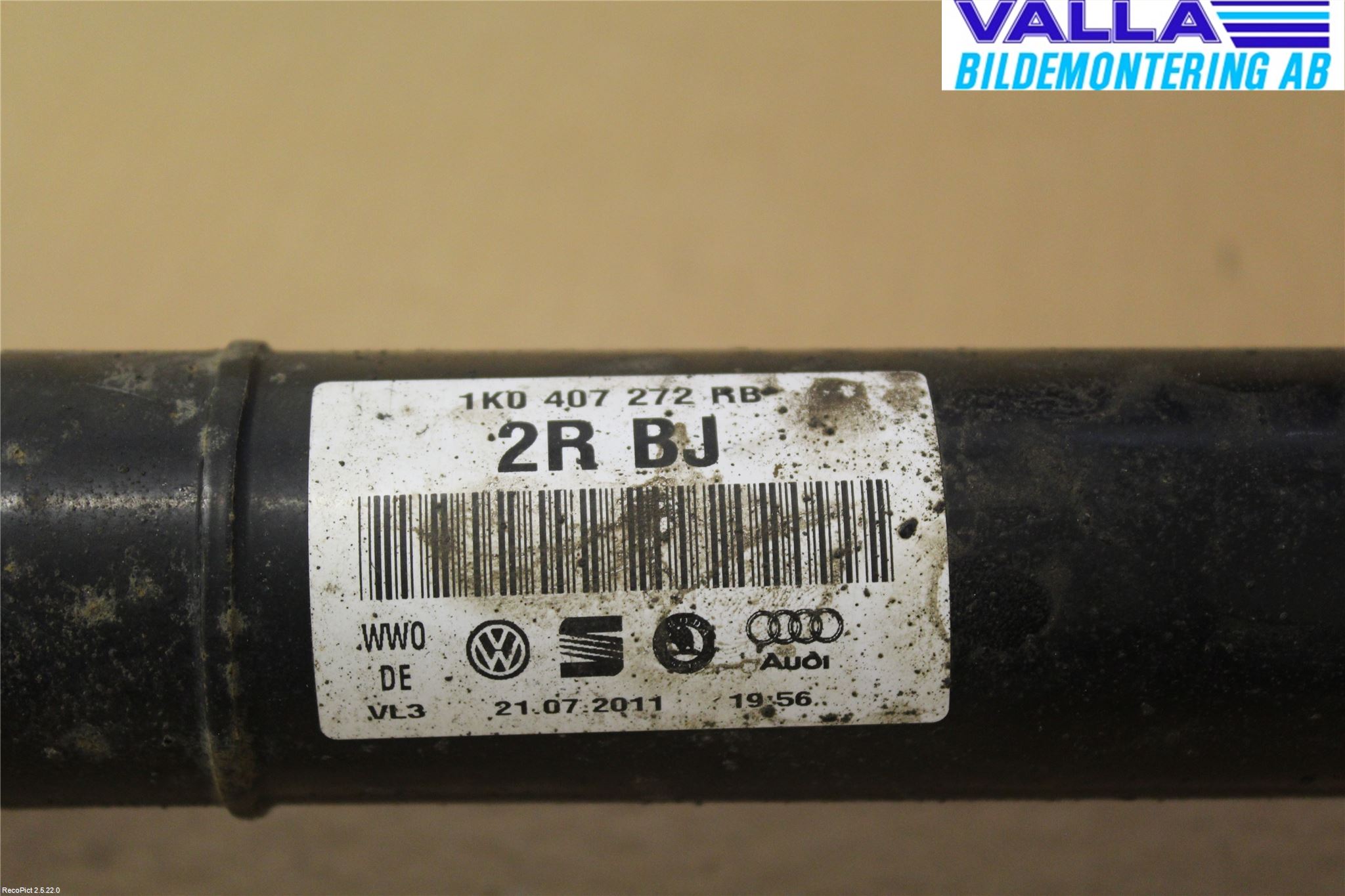 Volkswagen VW PASSAT 11-14 Drivaxel Fram Höger
