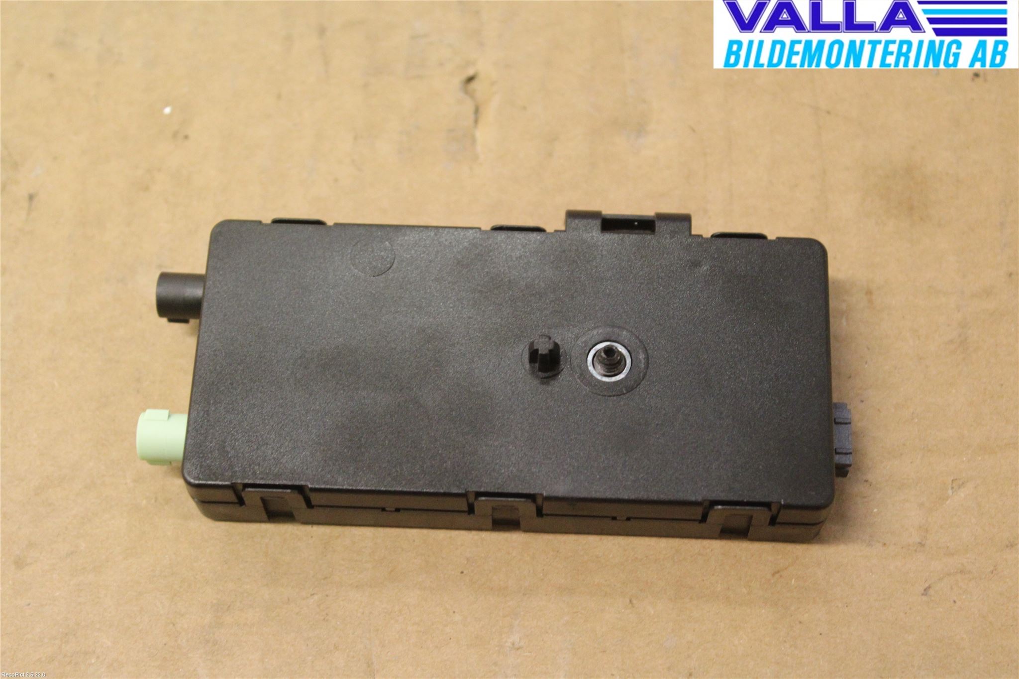 BMW 1 F20/F21 11-19 Antennförstärkare