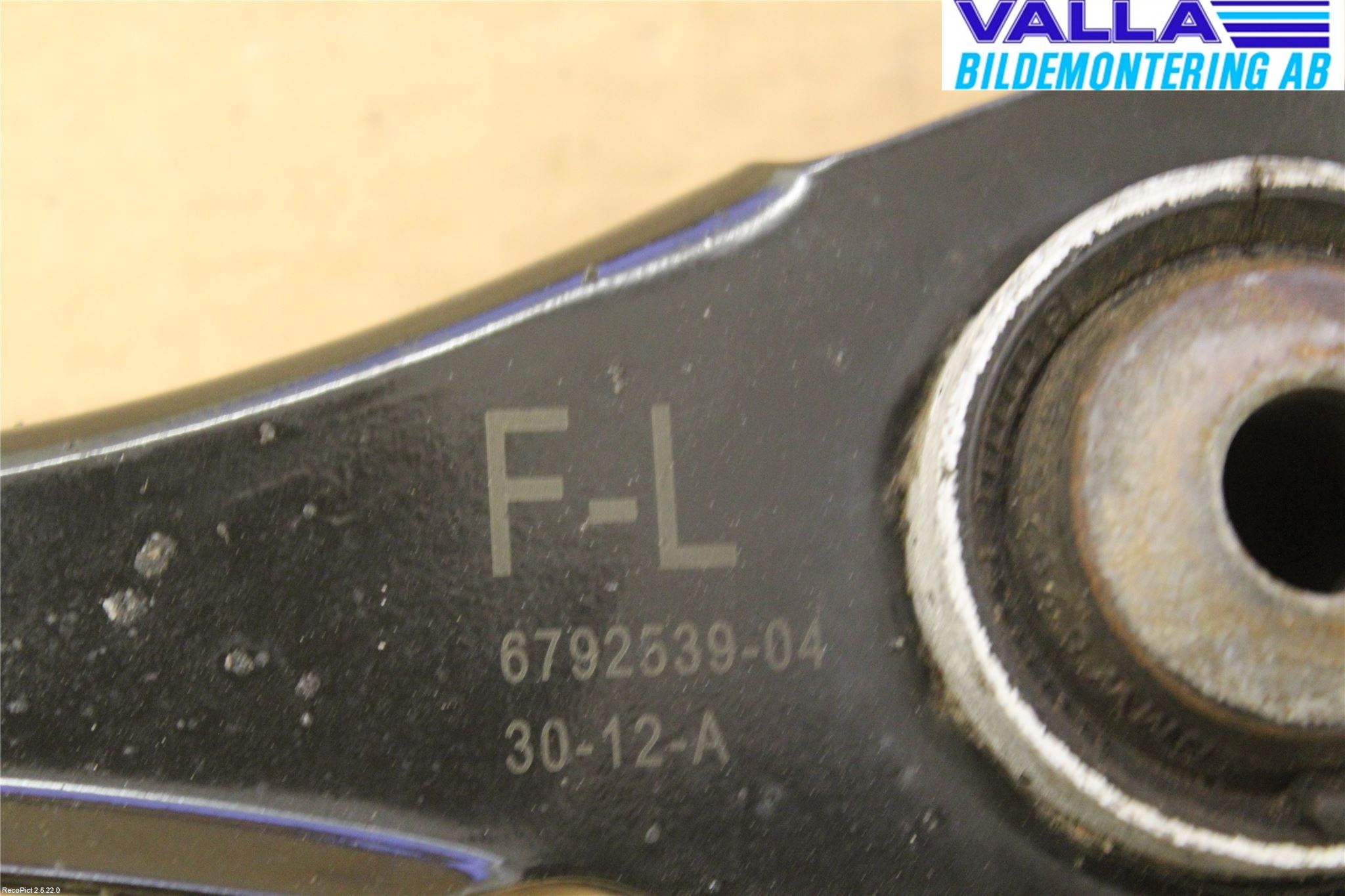 BMW 1 F20/F21 11-19 Momentstag Bak
