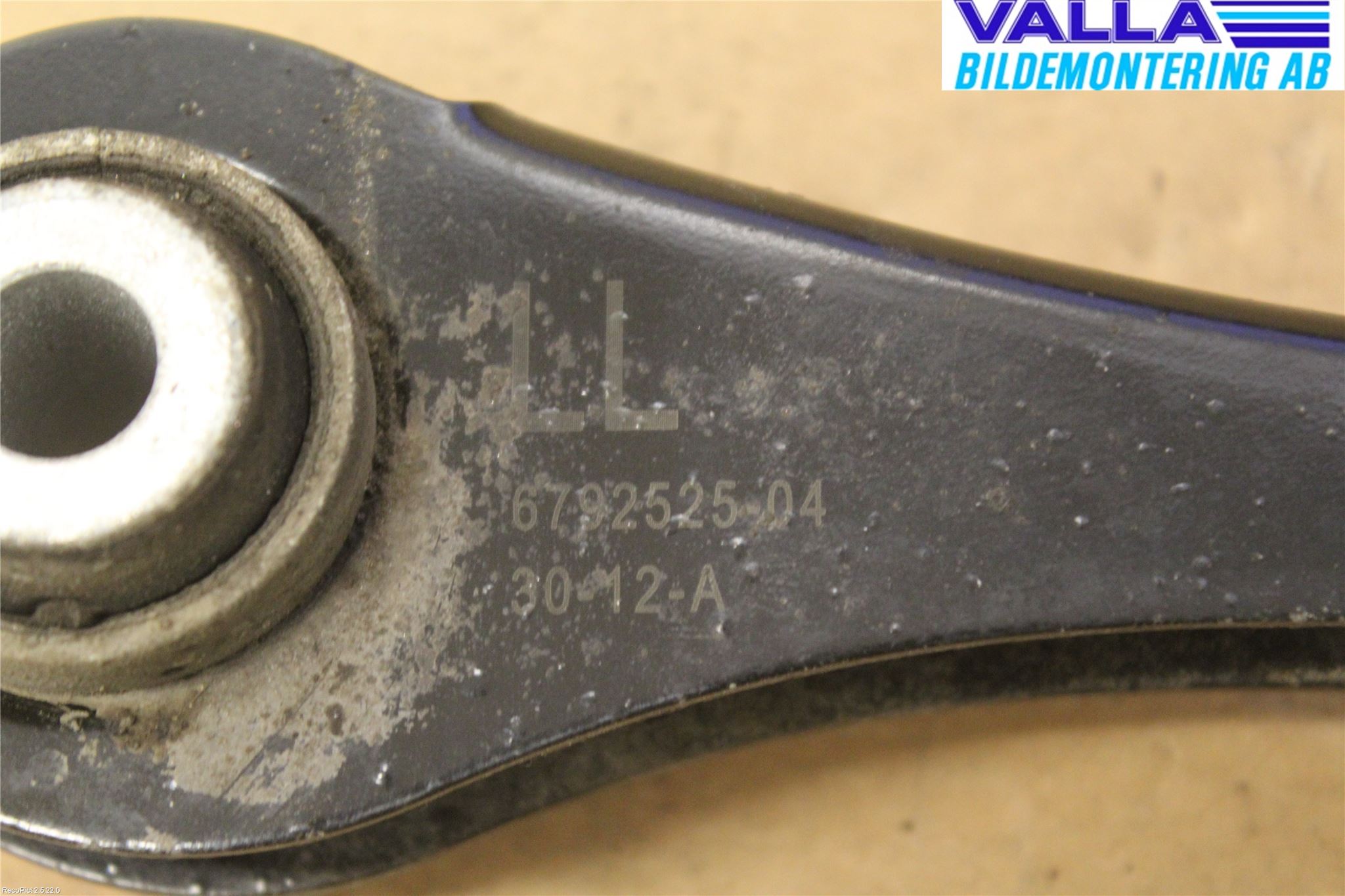 BMW 1 F20/F21 11-19 Momentstag Bak