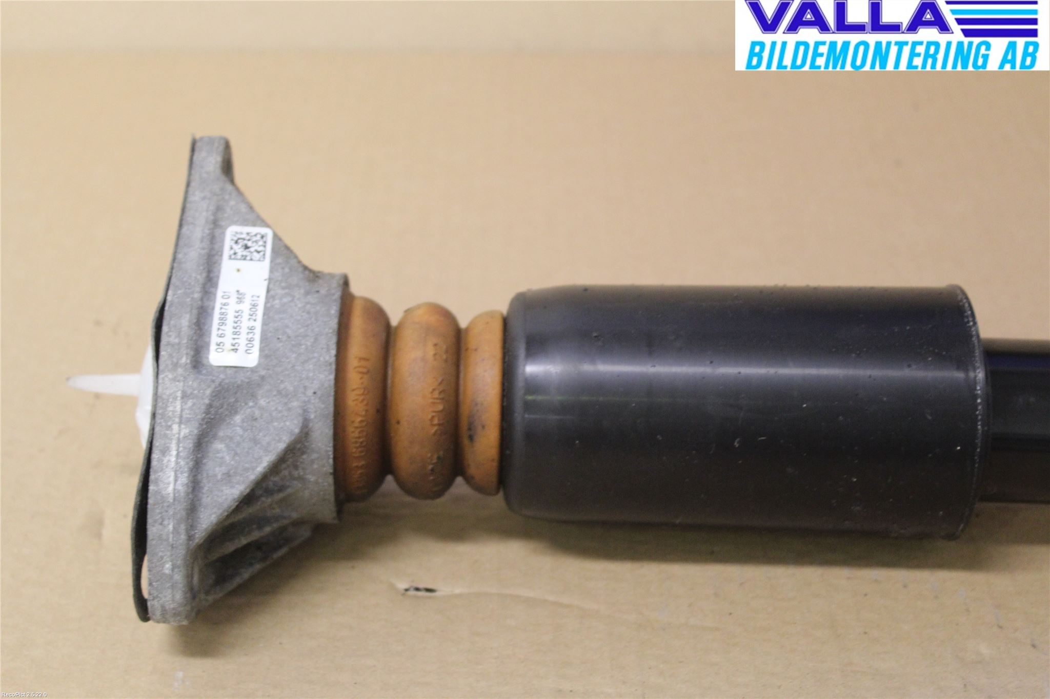 BMW 1 F20/F21 11-19 Stötdämpare Bak