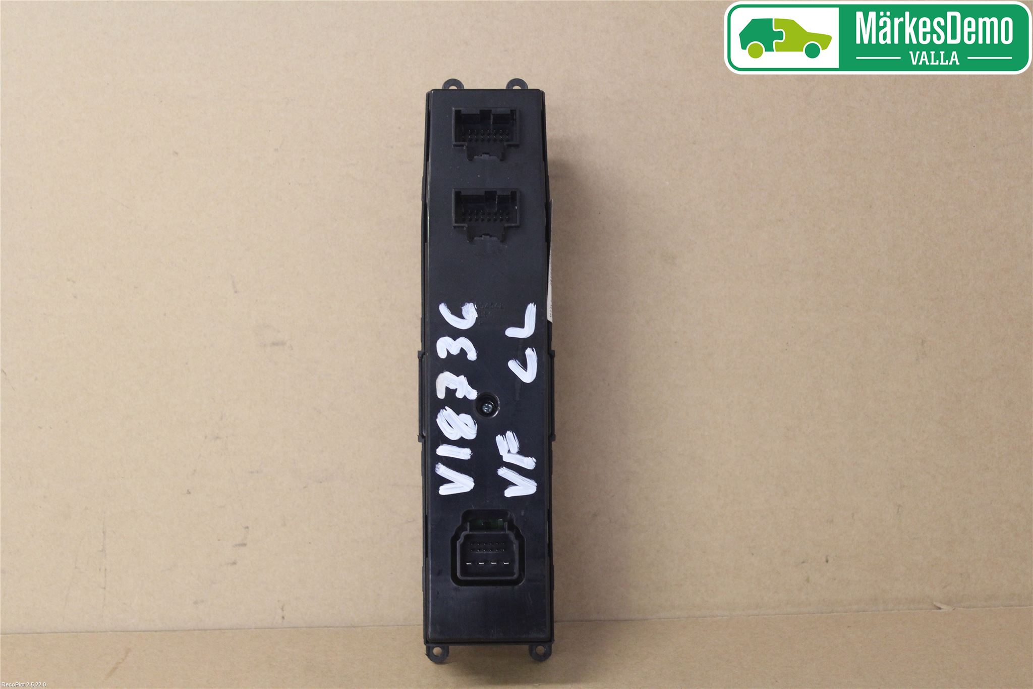 Kia CARNIVAL Strömställare Elhiss