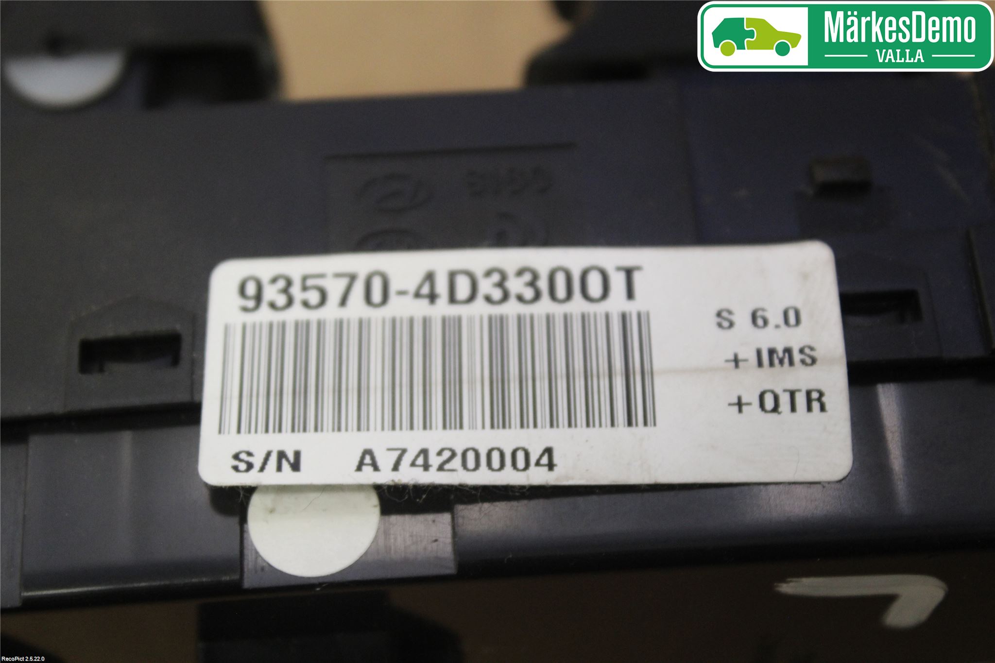 Kia CARNIVAL Strömställare Elhiss