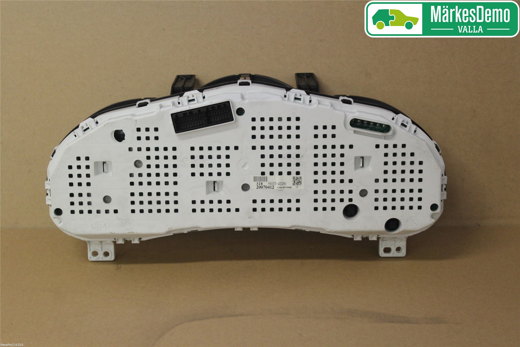 Kia CARNIVAL Instrument Komb