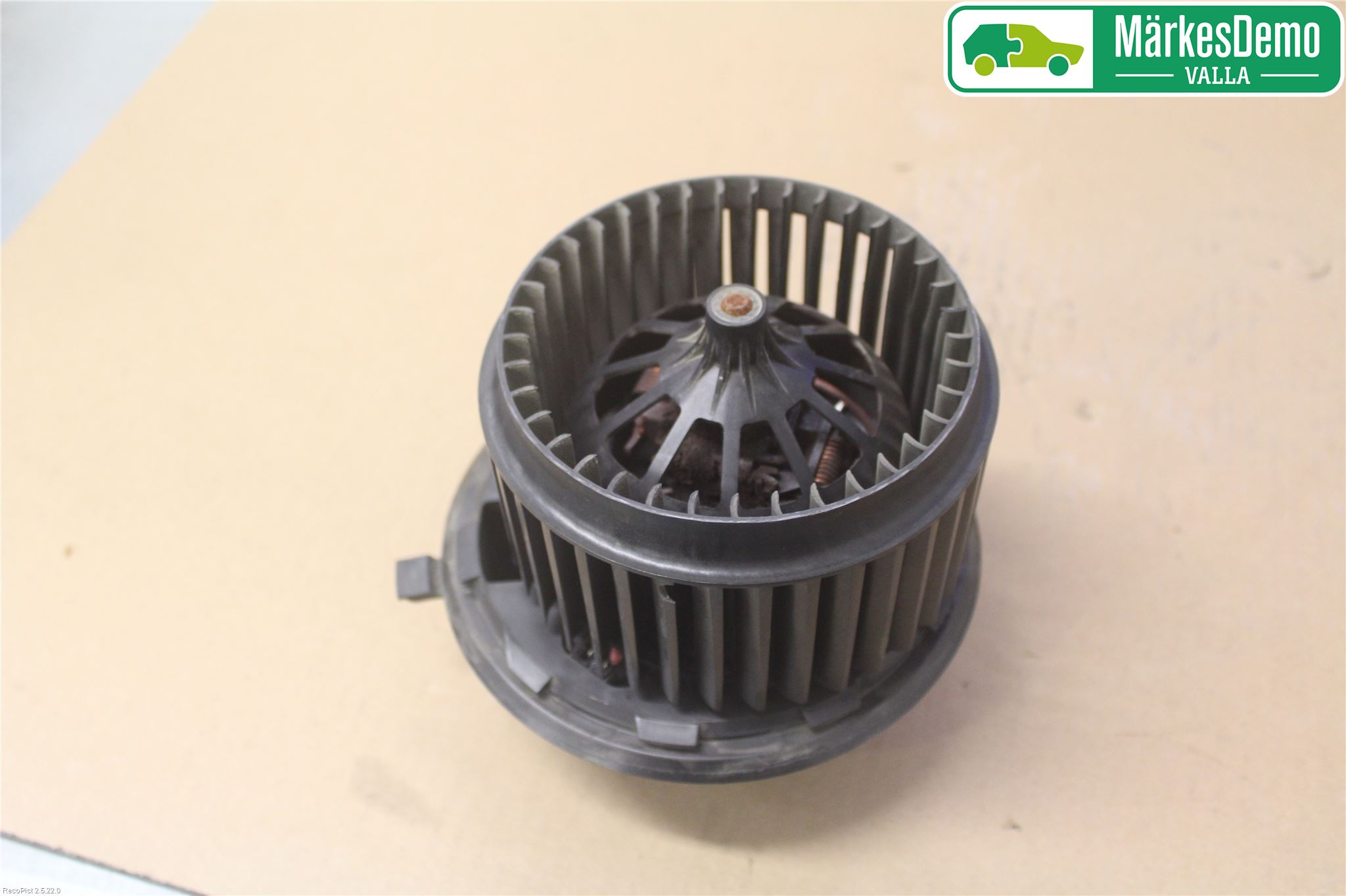 Volkswagen VW TRANSP/CARAVELLE (T5) 04-15 Värmefläkt