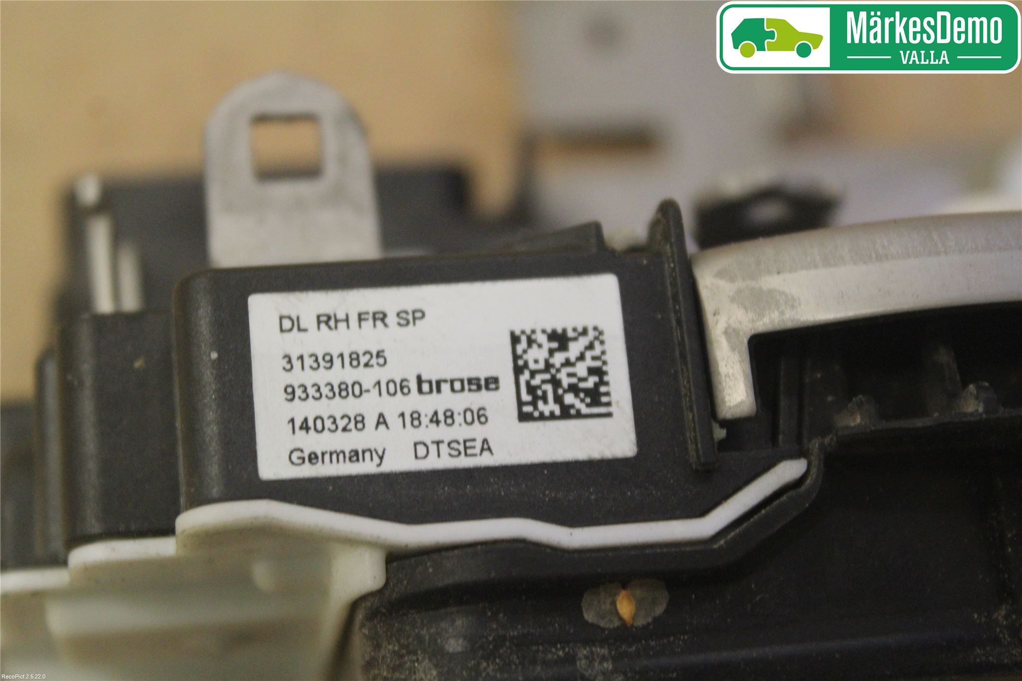 Volvo V40 12-19 Låskista-Dörrlås