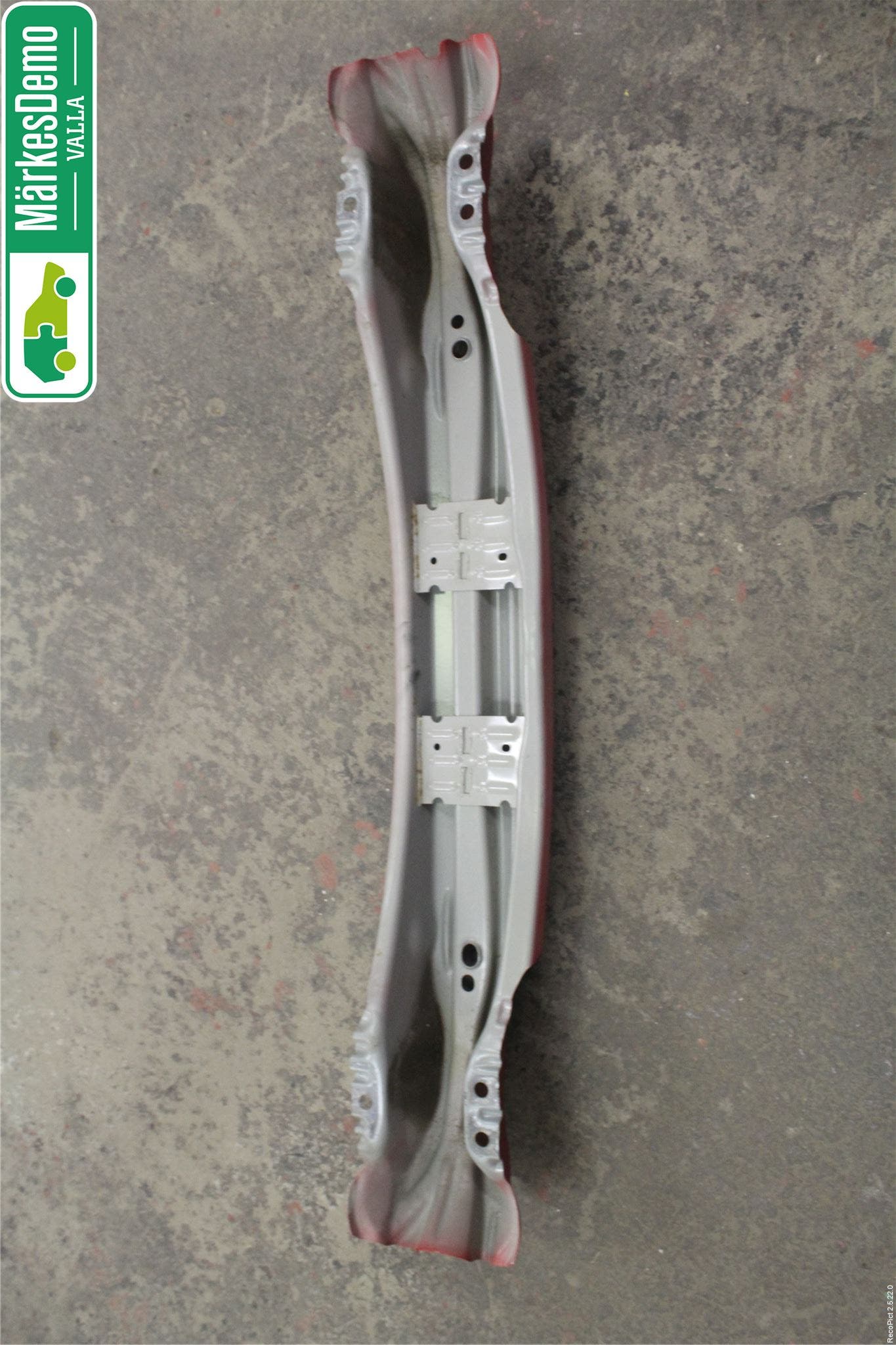 Volvo V40 12-19 Stötfångarbalk Bak