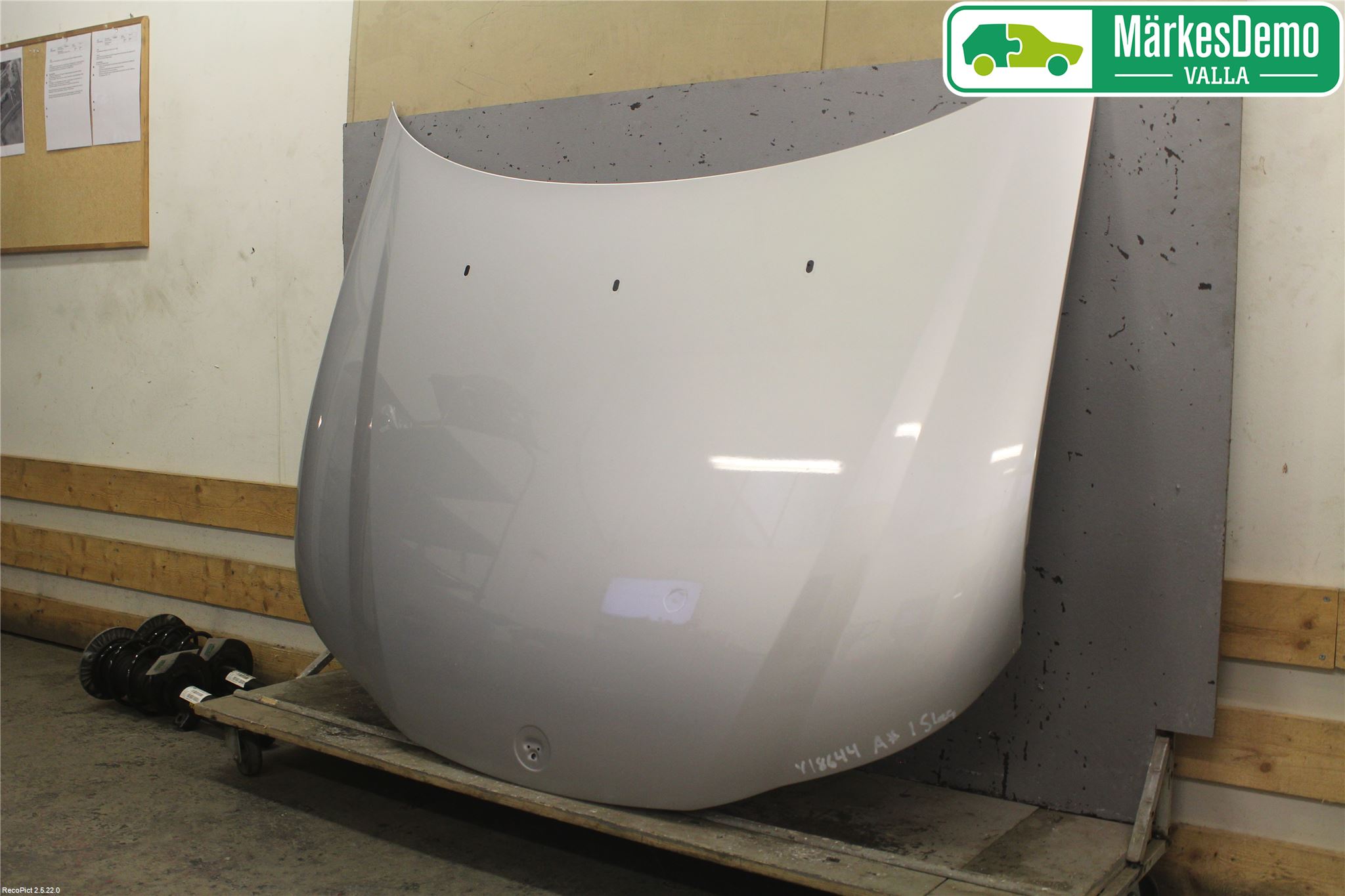 Saab 9-3 VER 2 Huv Fram