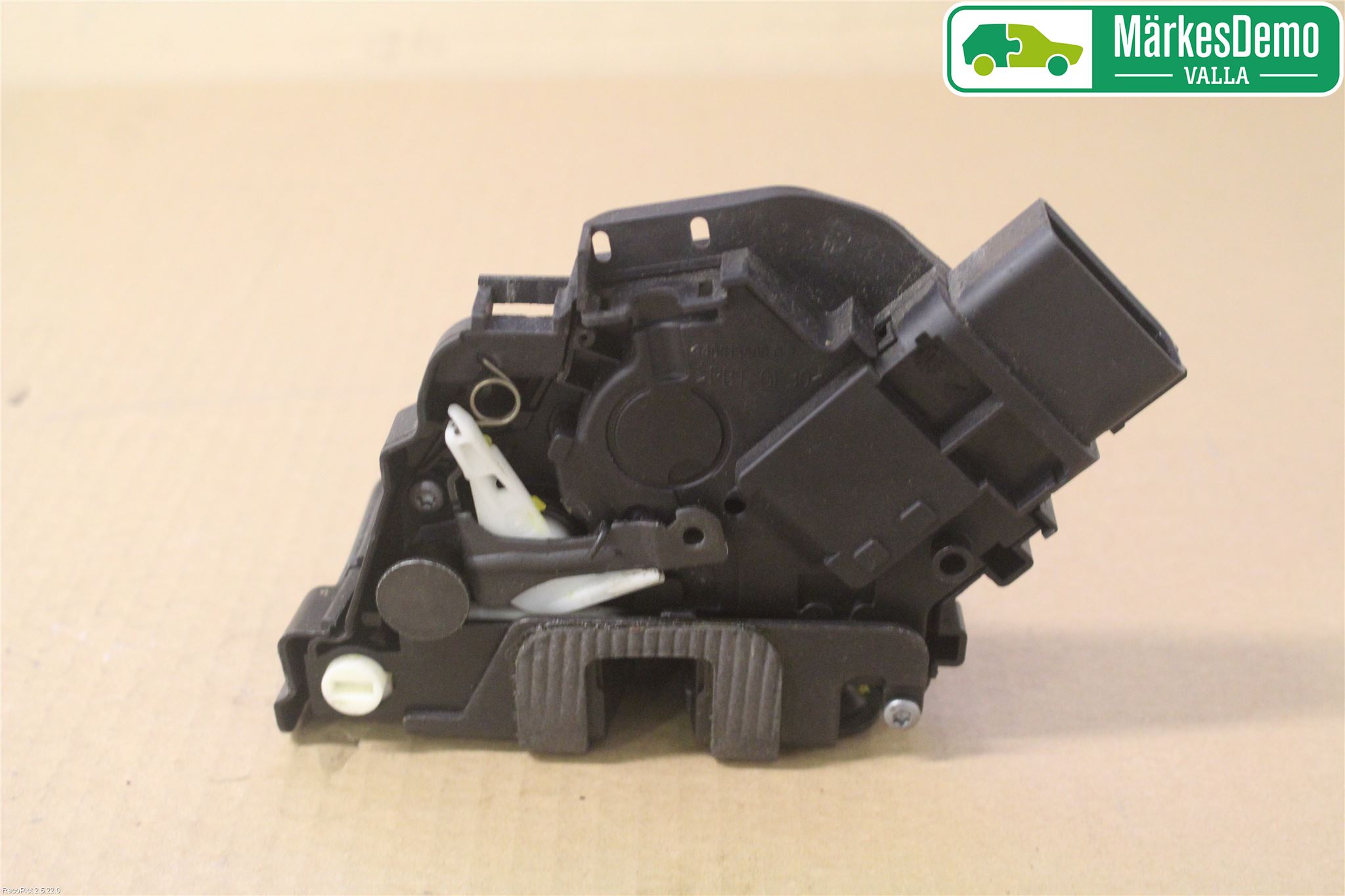 Ford MONDEO 07-15 Låskista-Dörrlås