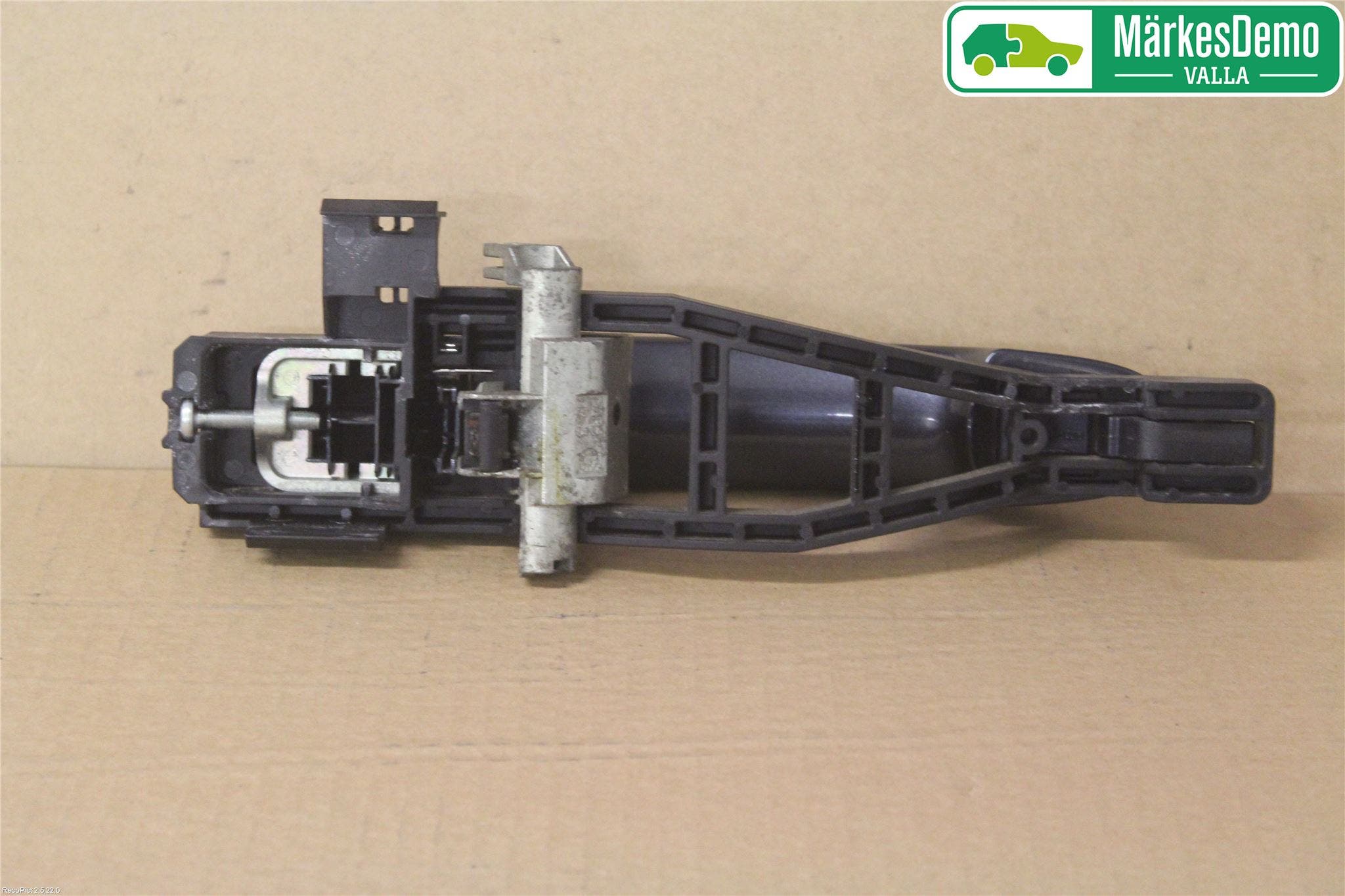 Ford MONDEO 07-15 Dörrhandtag Yttre Vä