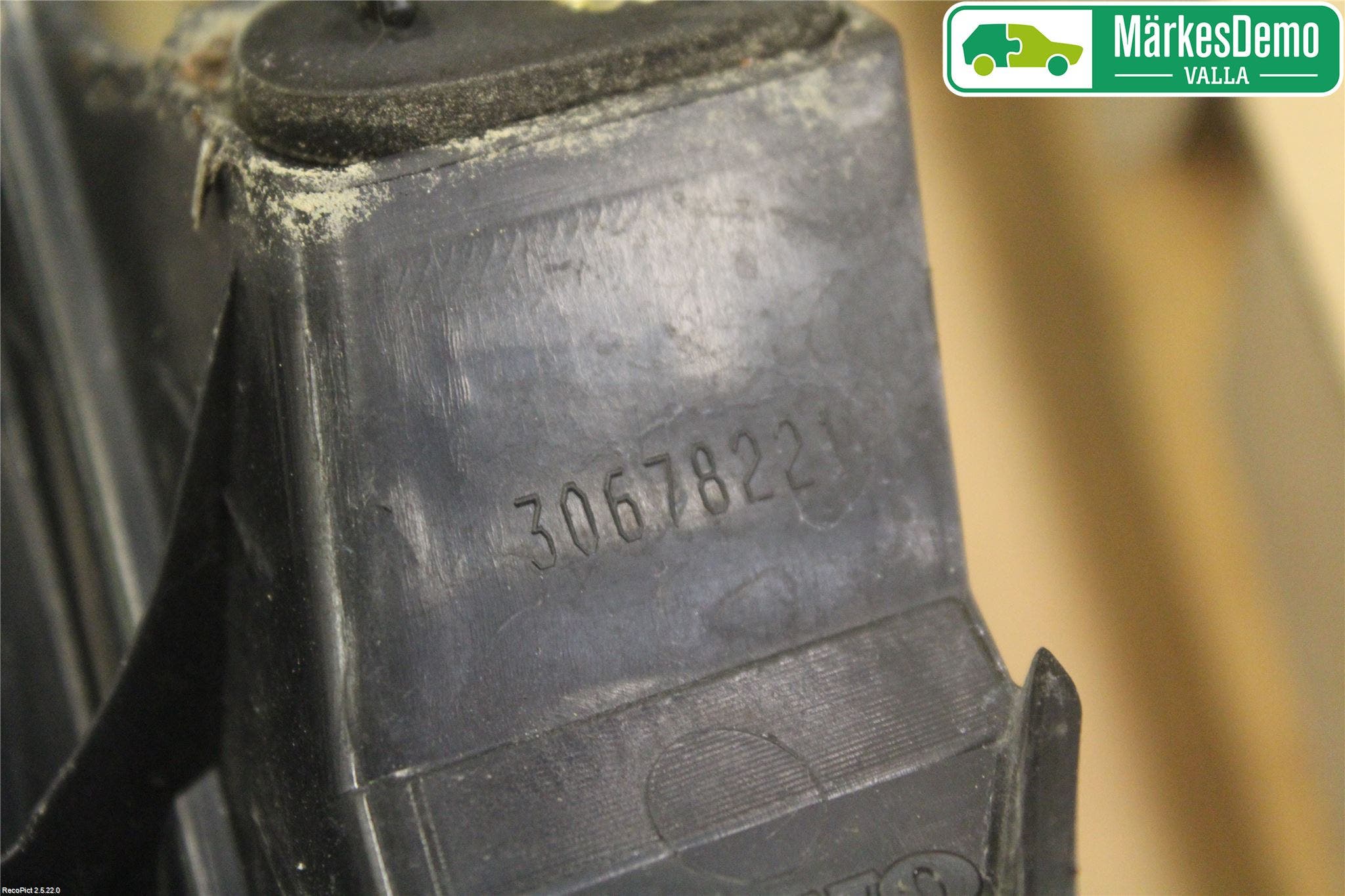 Volvo XC90 03-06 Bakljus Höger