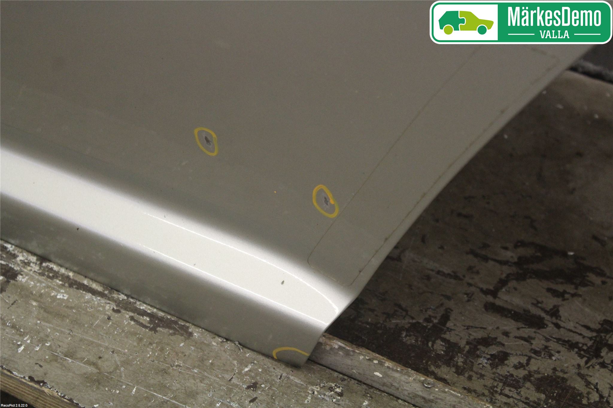 Toyota AVENSIS 03-06 Dörr Bak Vänster