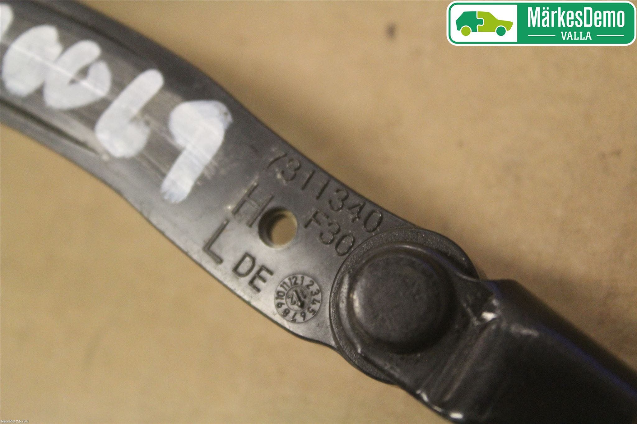 BMW 3 F30/F31/F80 12-19 Dörrstopp